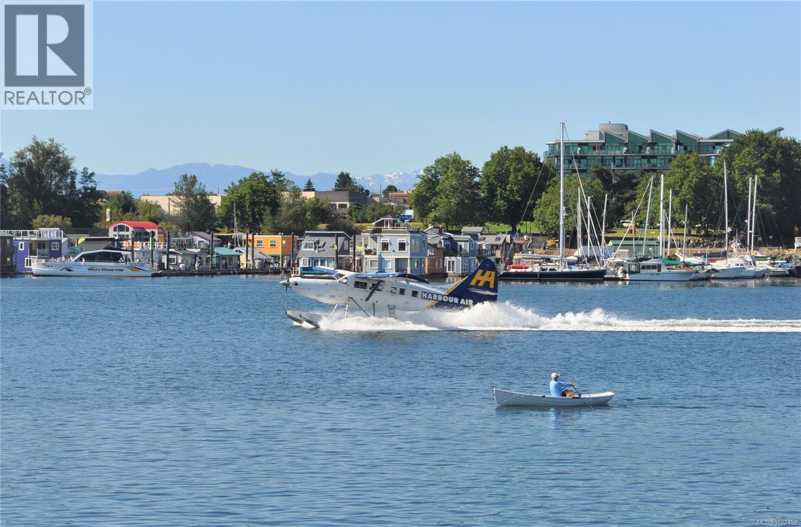 302 66 SONGHEES Rd, Victoria