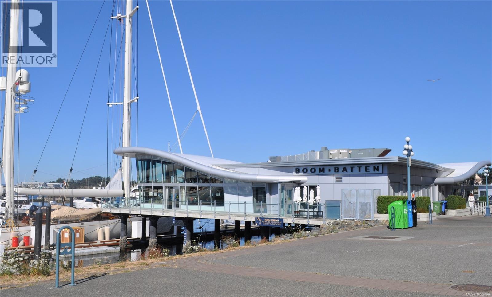 302 66 SONGHEES Rd, Victoria