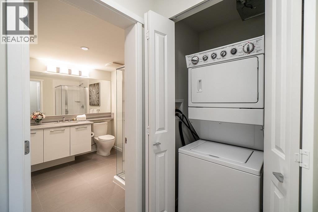 406 1128 KENSAL PLACE, Coquitlam