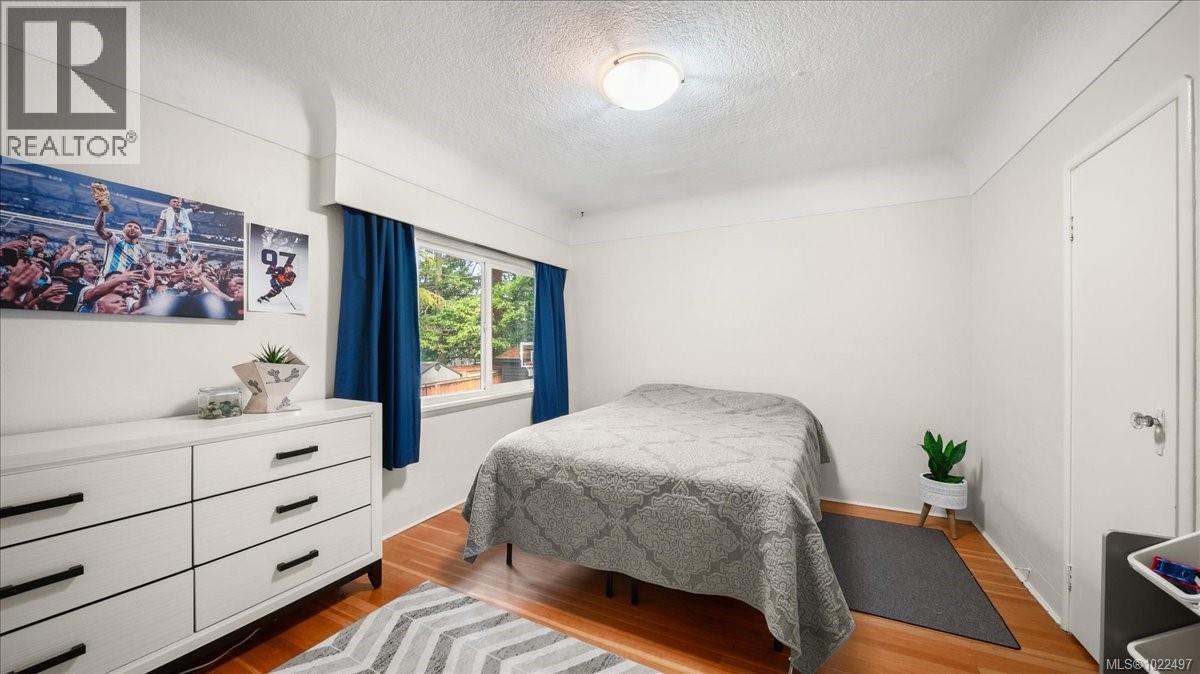  2360 Cranmore Road, Oak Bay