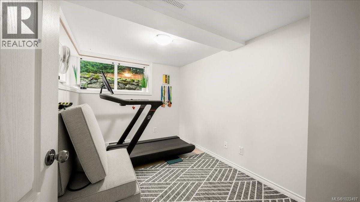  2360 Cranmore Road, Oak Bay