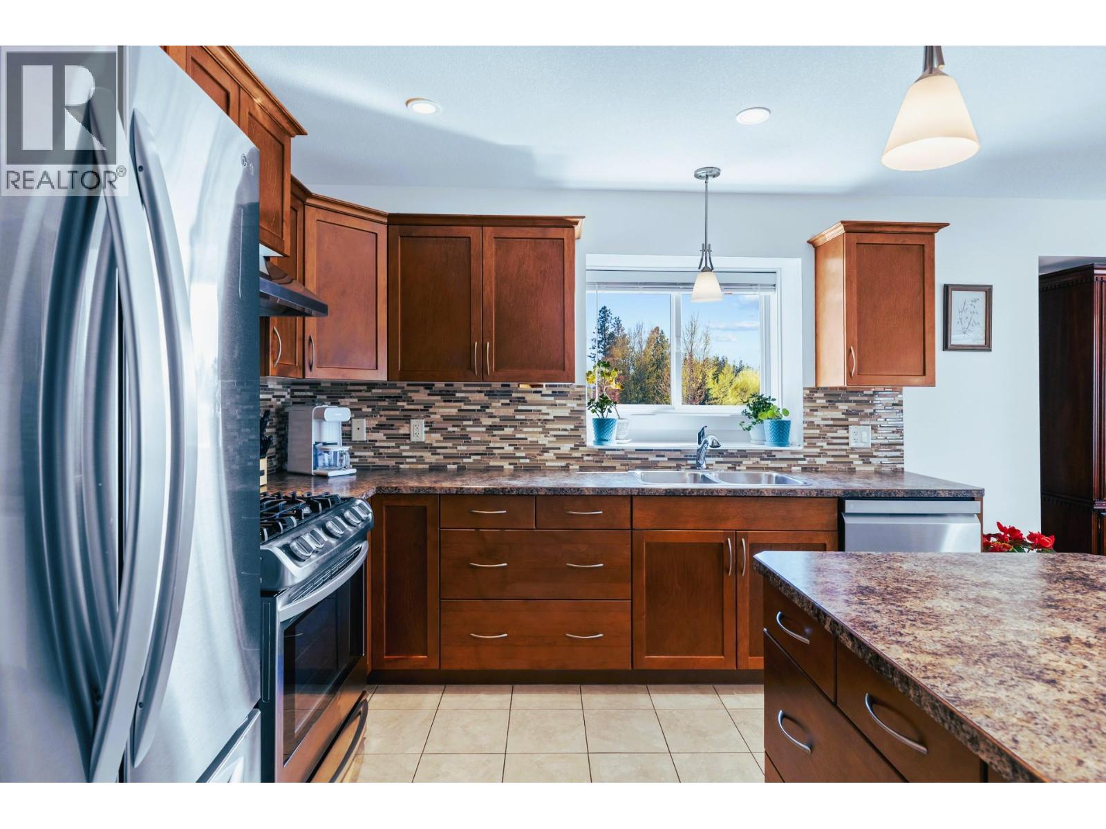  12801 Lake Hill Drive, Lake Country