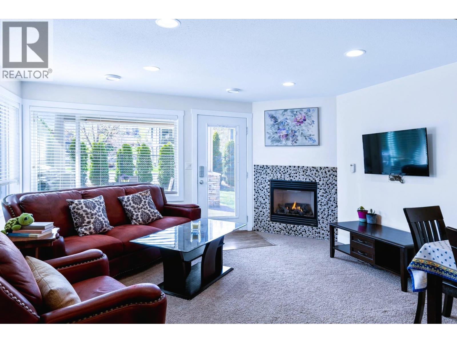  12801 Lake Hill Drive, Lake Country