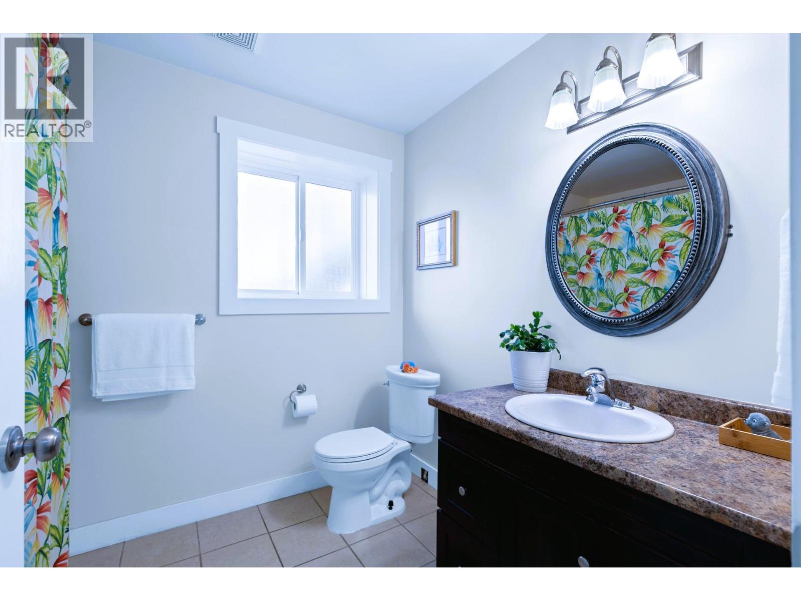  12801 Lake Hill Drive, Lake Country