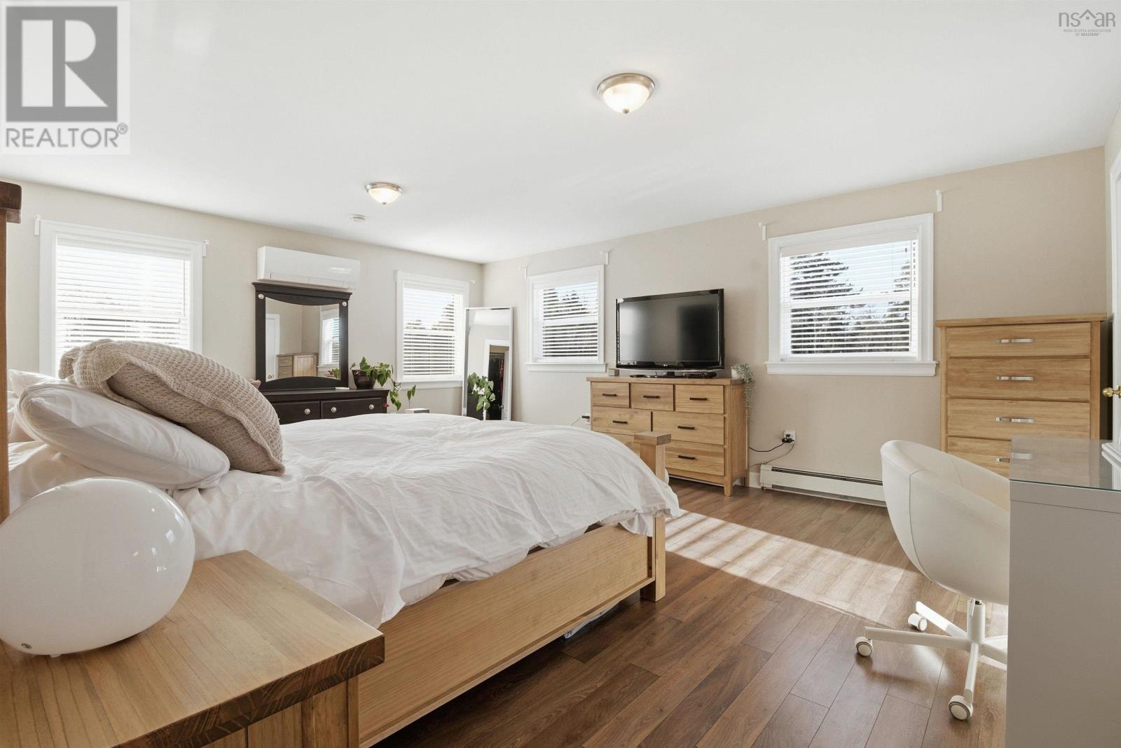 Property 11 of 21 of 195 White Hills Run