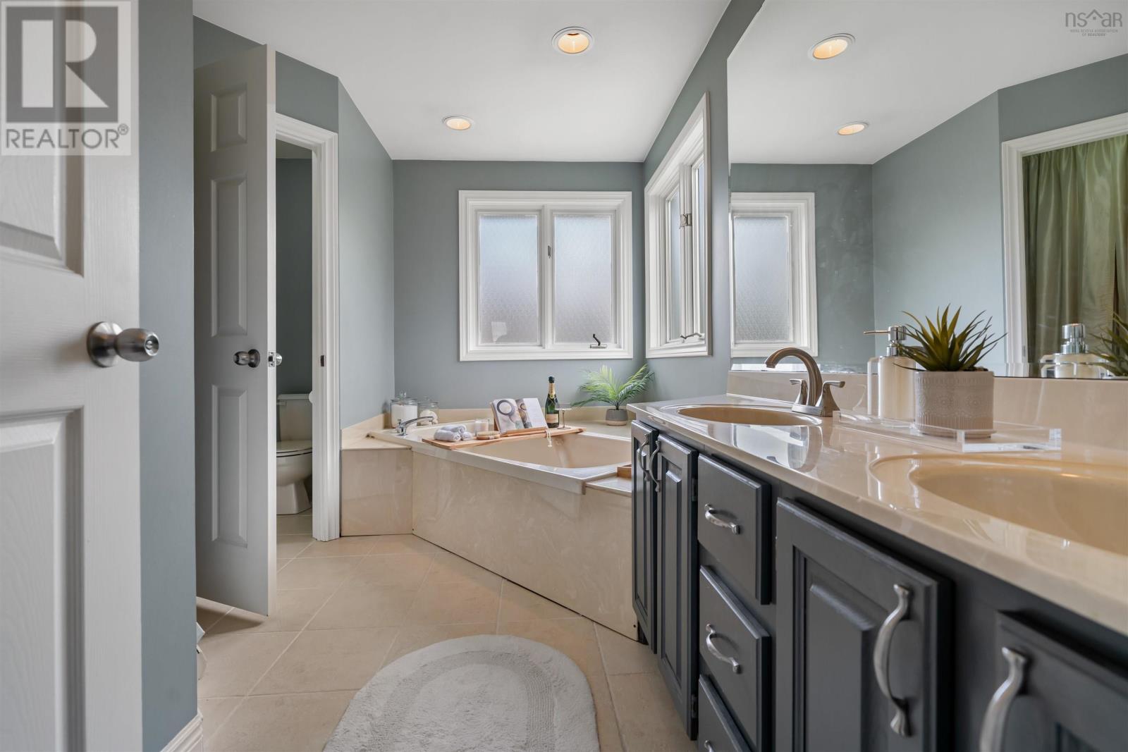 Property 28 of 50 of 1509 Highway 6