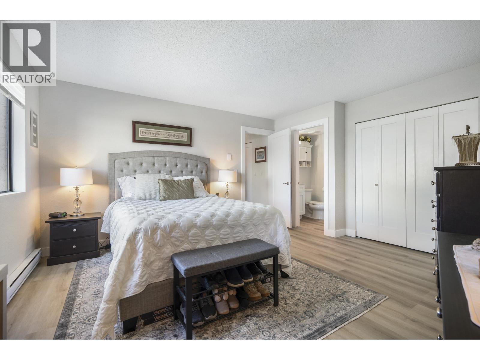 32 11900 228 STREET, Maple Ridge