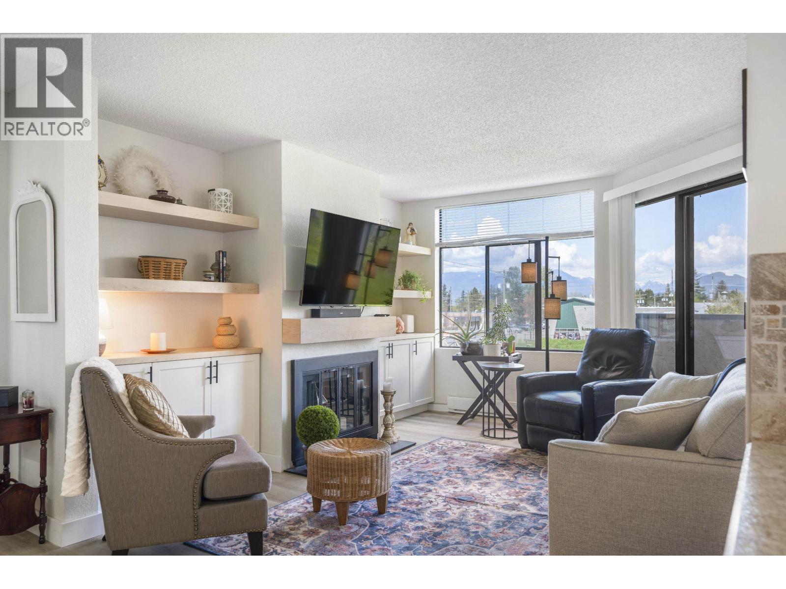 32 11900 228 STREET, Maple Ridge