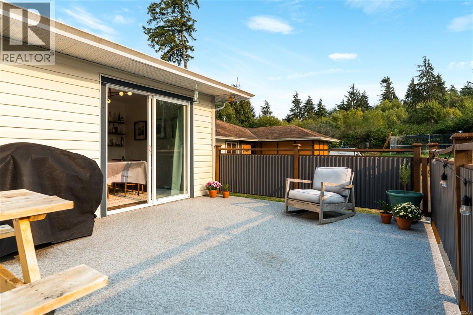 7147 Wright Rd, Sooke