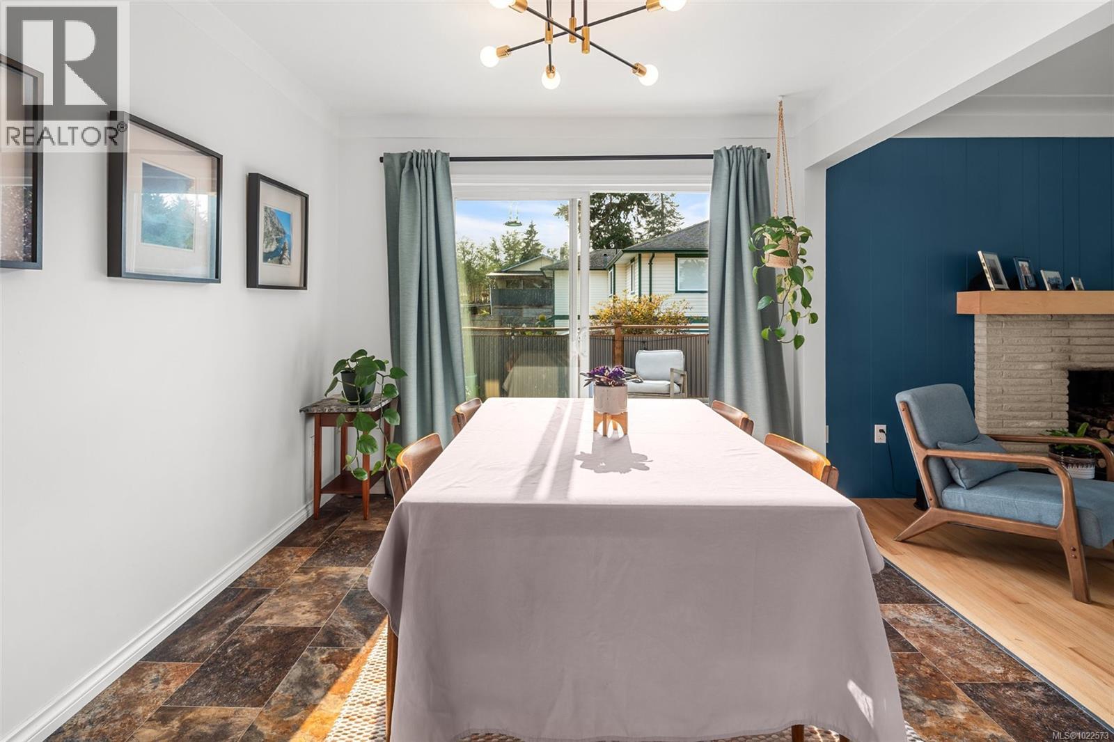 7147 Wright Rd, Sooke