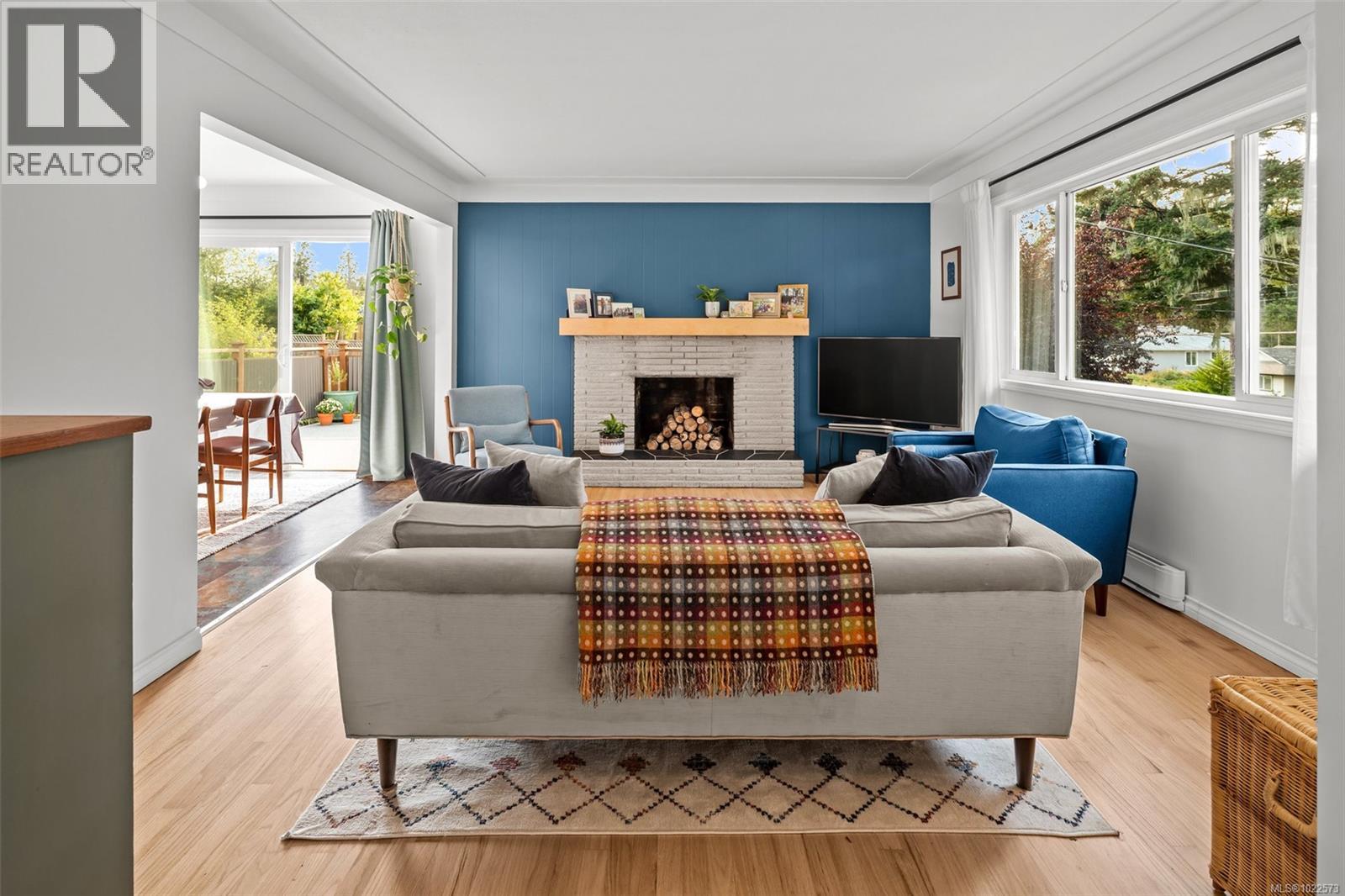 7147 Wright Rd, Sooke