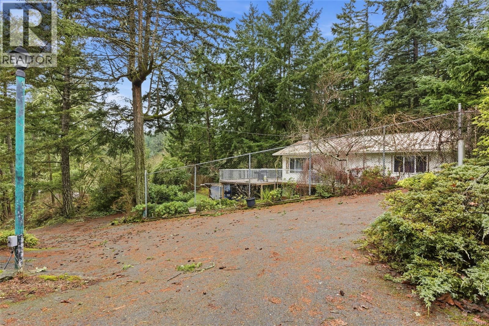  2511 Florence Lake Road, Langford