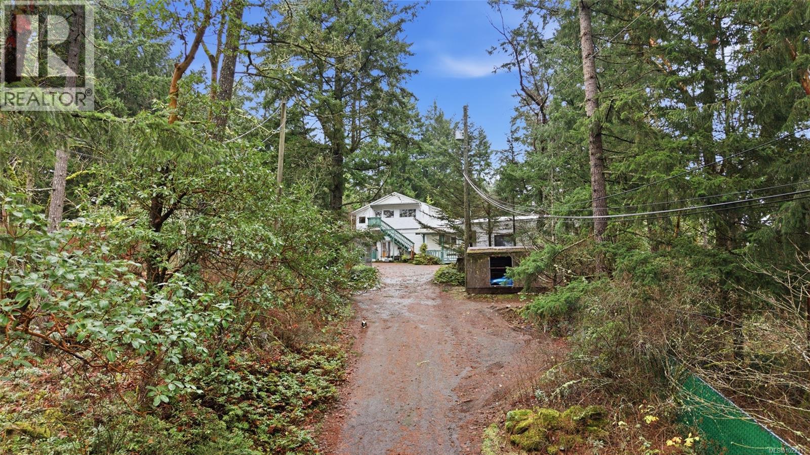  2511 Florence Lake Road, Langford