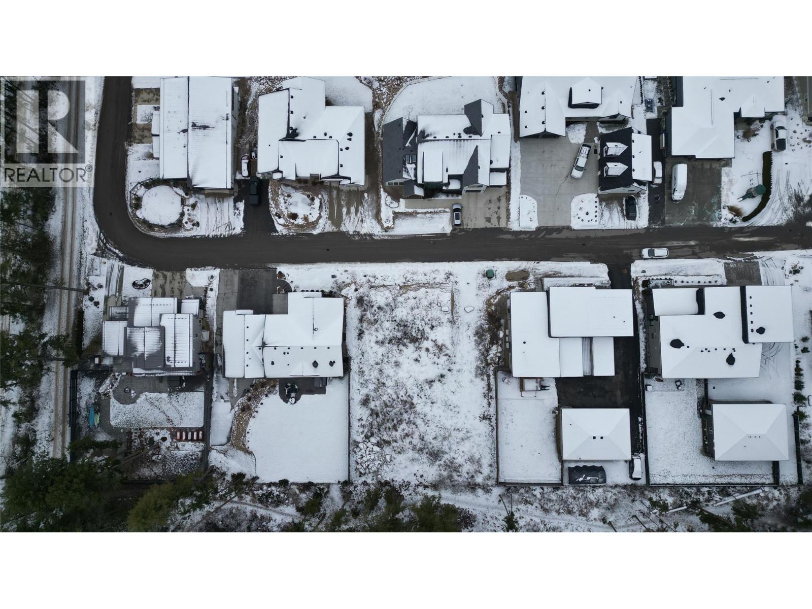 5 3820 20 Street Northeast, Salmon Arm