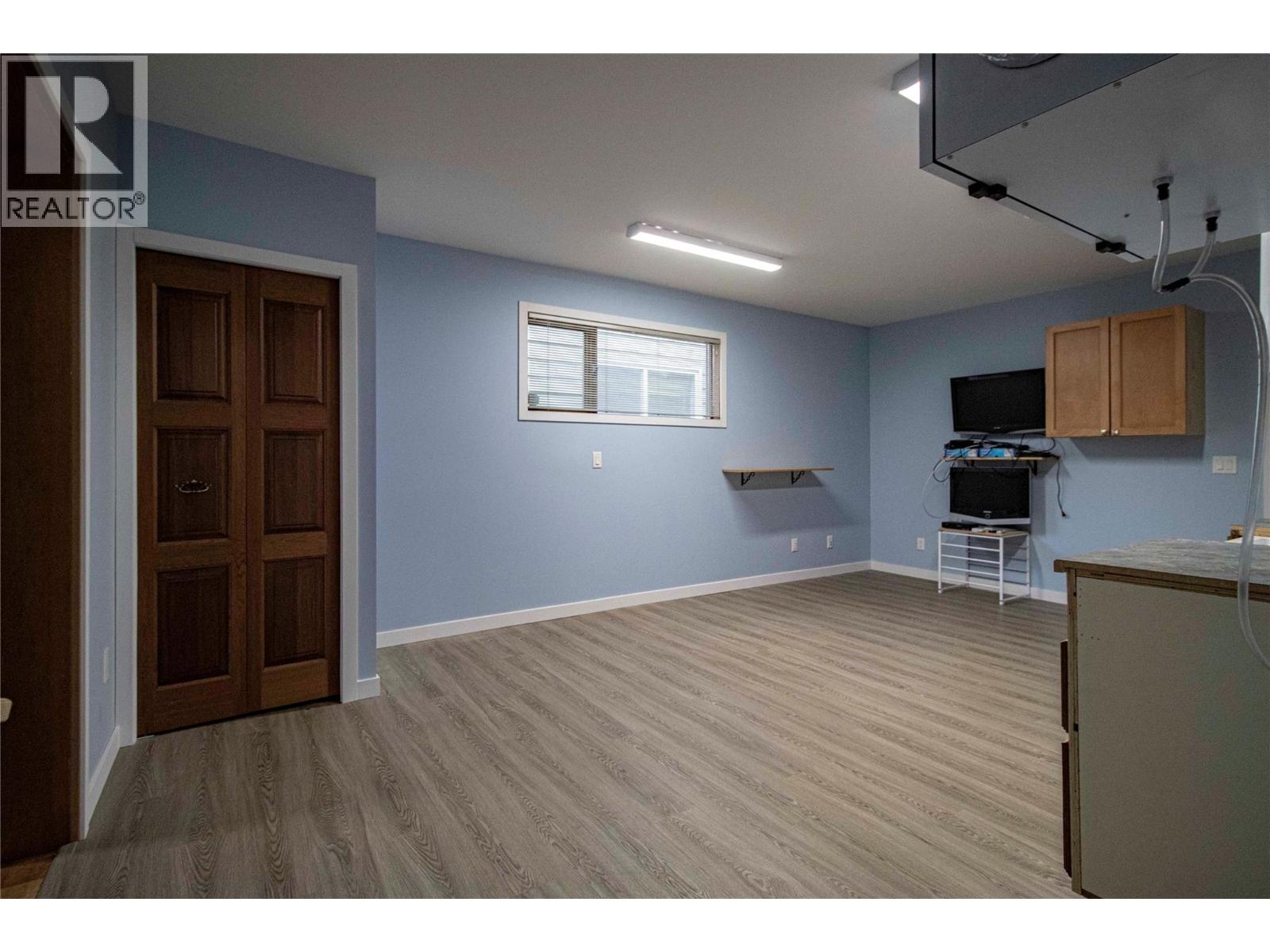 303 Roy Avenue, Penticton