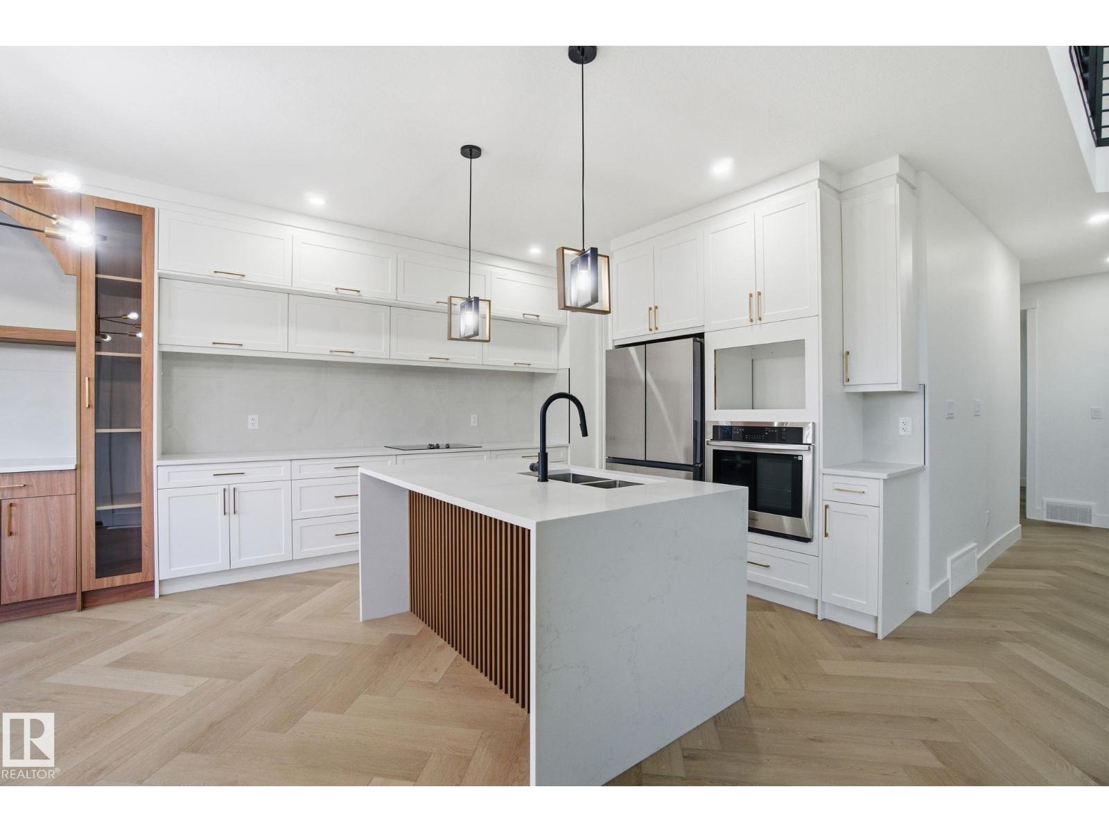 3309 Chernowski WY SW, Edmonton