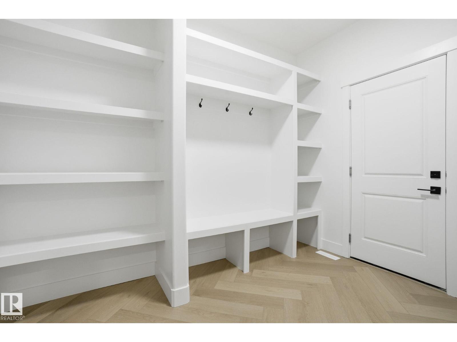 3309 Chernowski WY SW, Edmonton