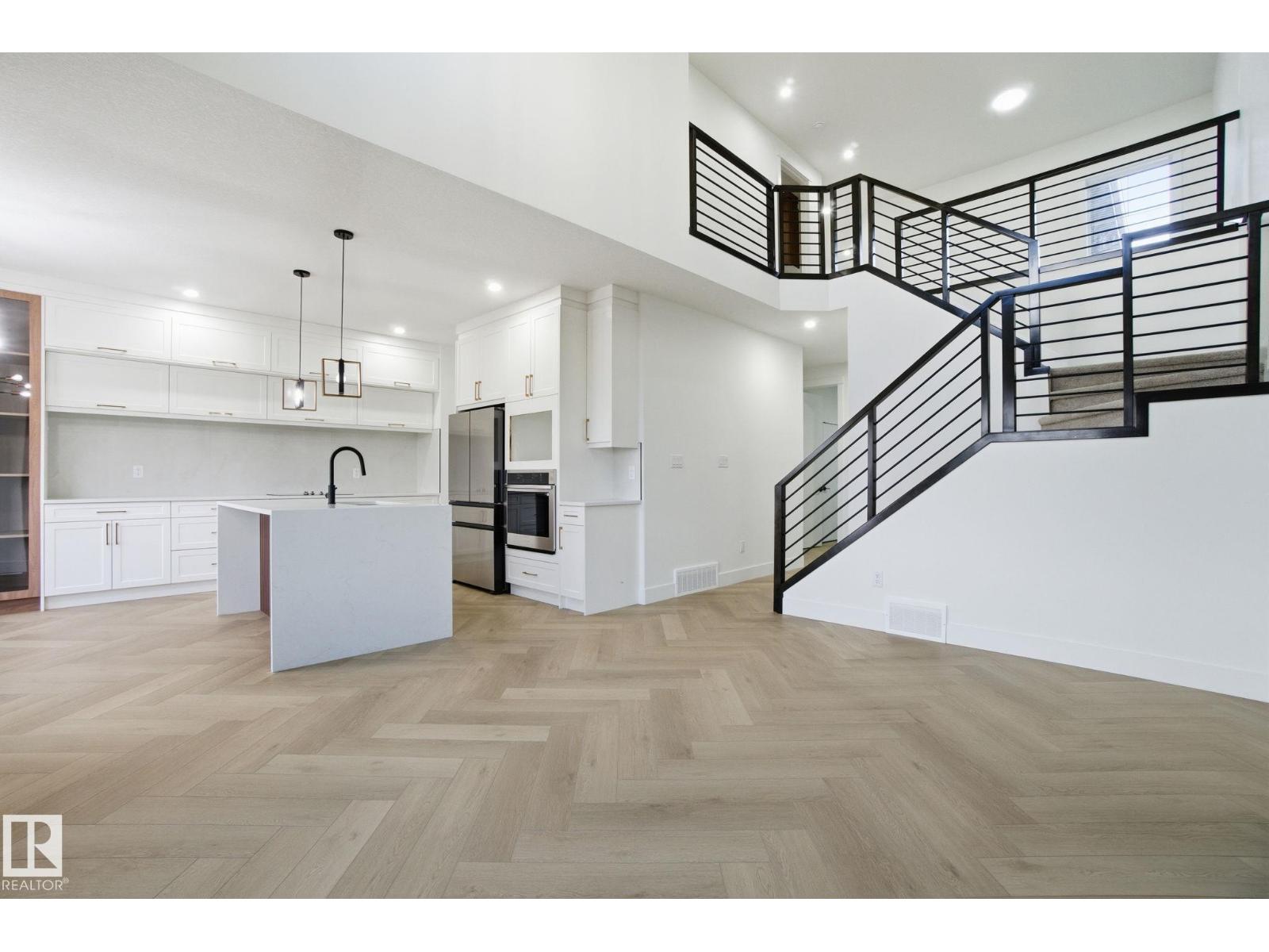 3309 Chernowski WY SW, Edmonton