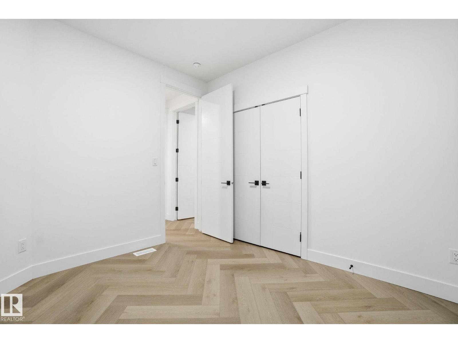 3309 Chernowski WY SW, Edmonton