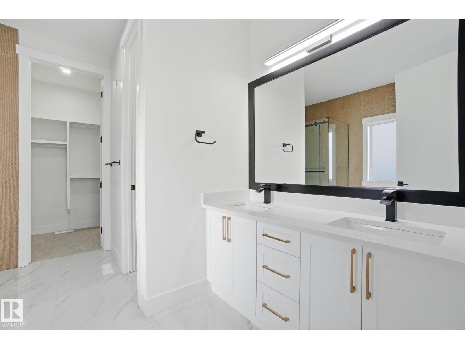 3309 Chernowski WY SW, Edmonton