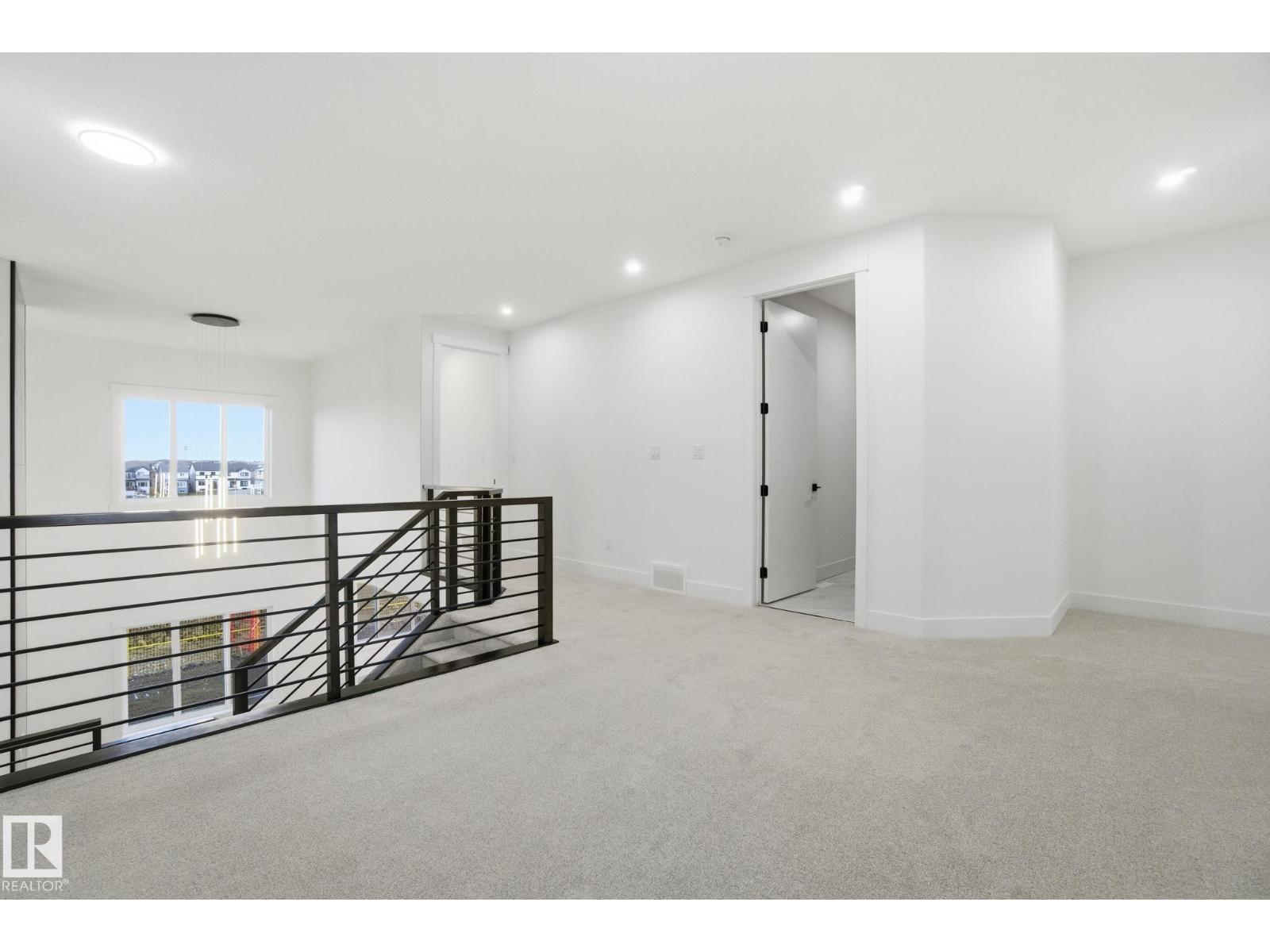 3309 Chernowski WY SW, Edmonton