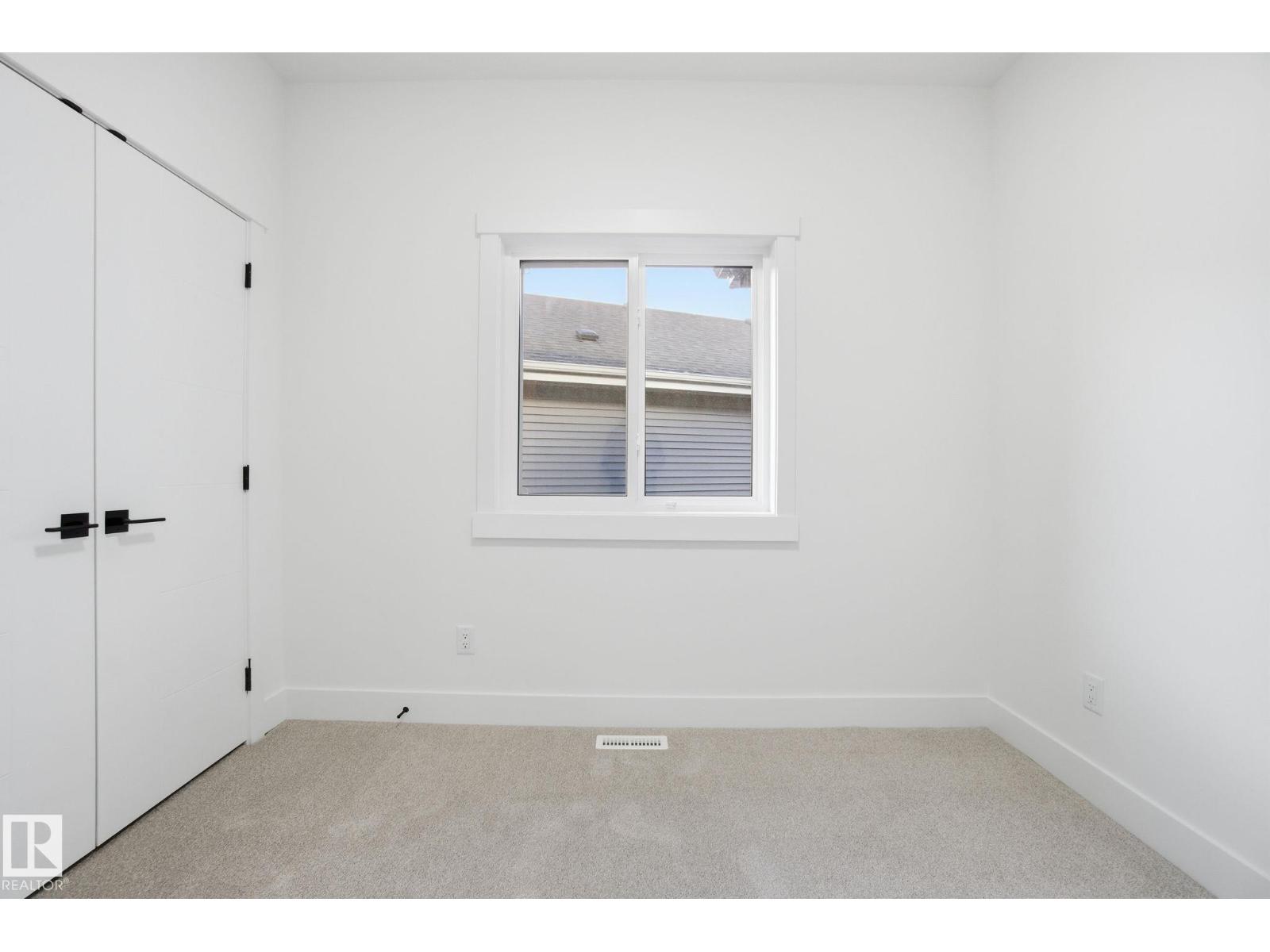 3309 Chernowski WY SW, Edmonton