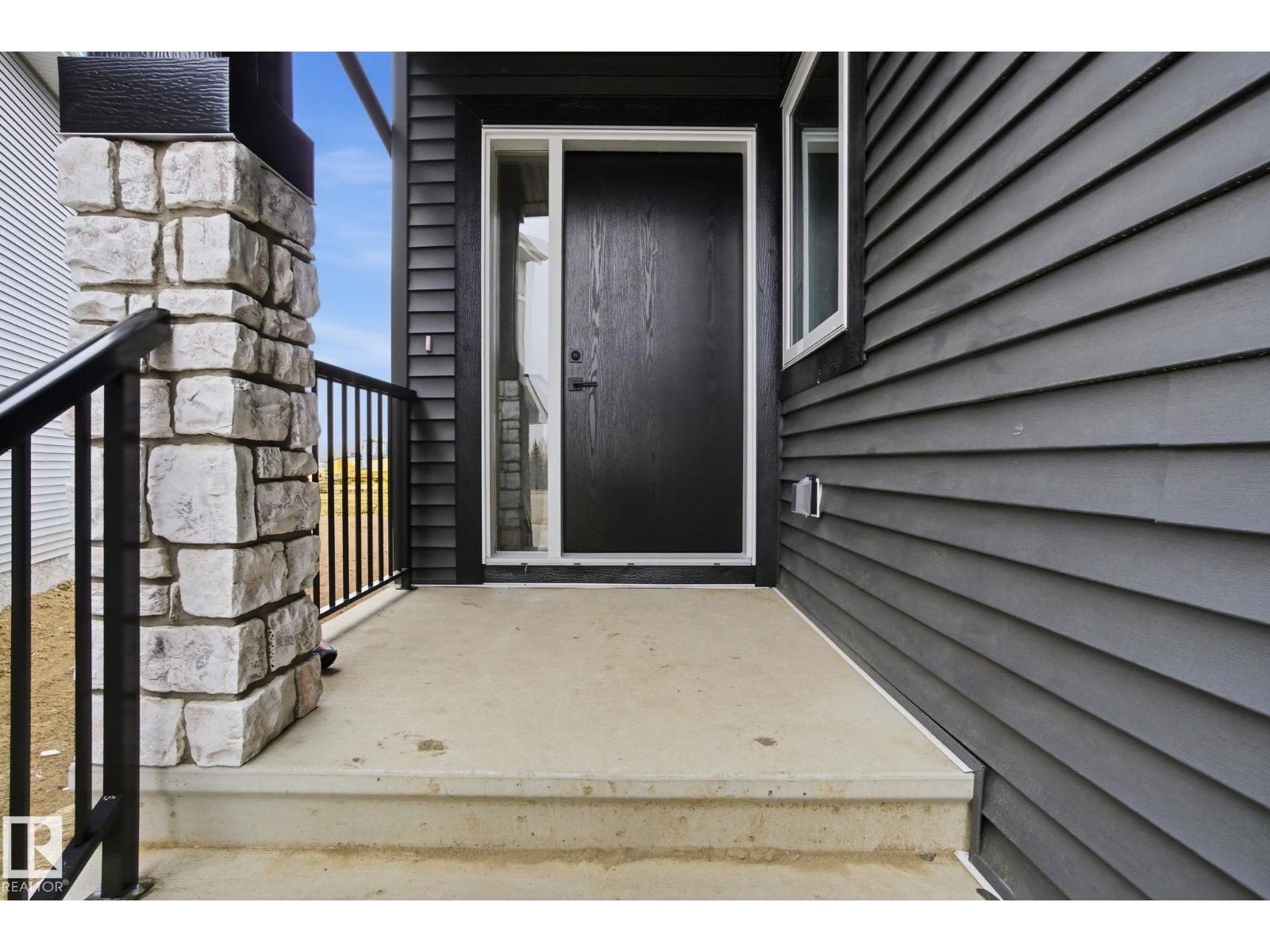 3309 Chernowski WY SW, Edmonton