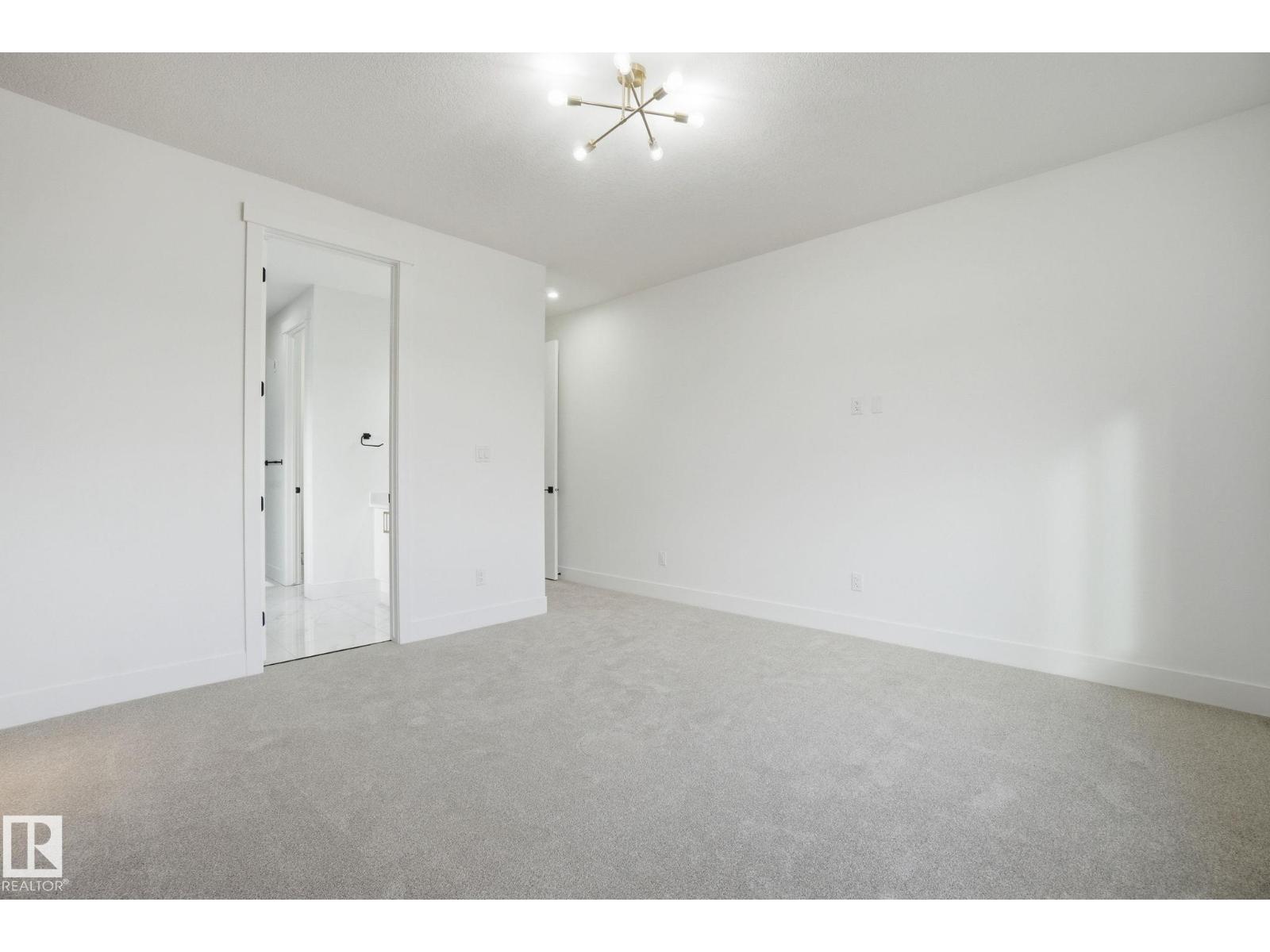 3309 Chernowski WY SW, Edmonton