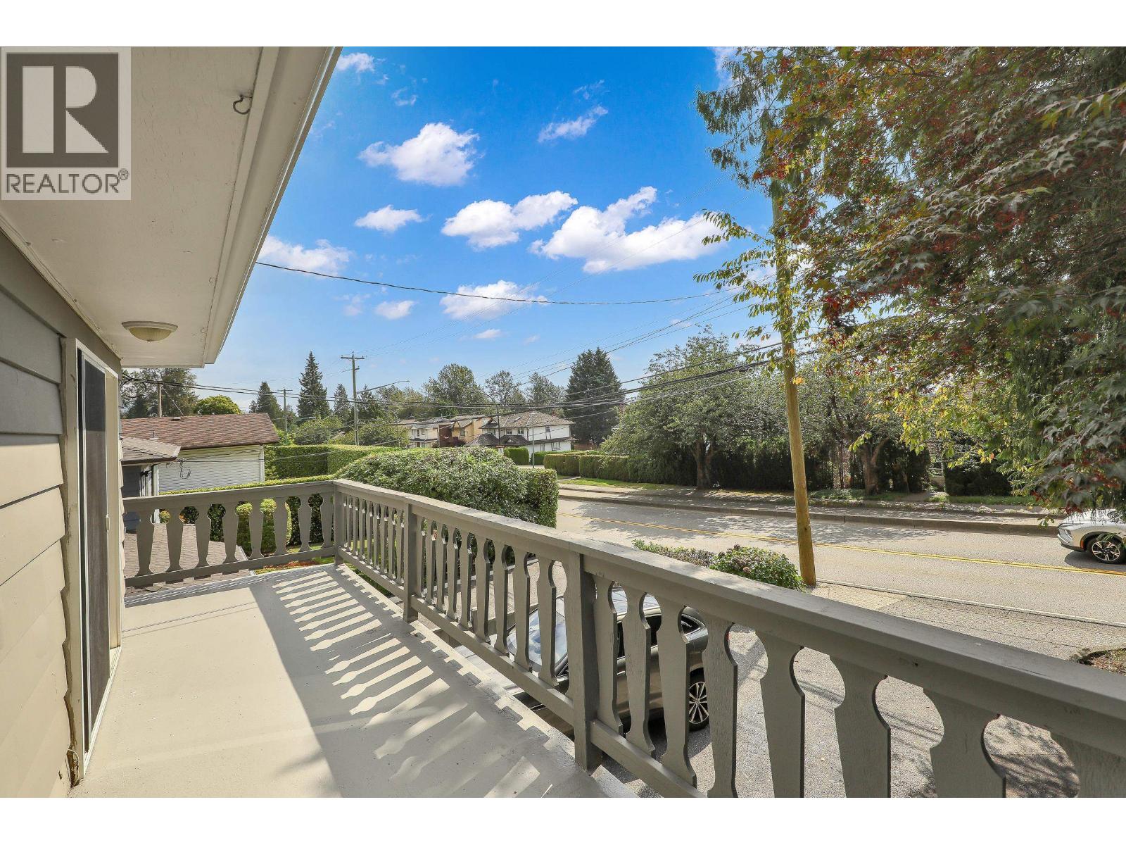 732 E 29TH STREET, North Vancouver