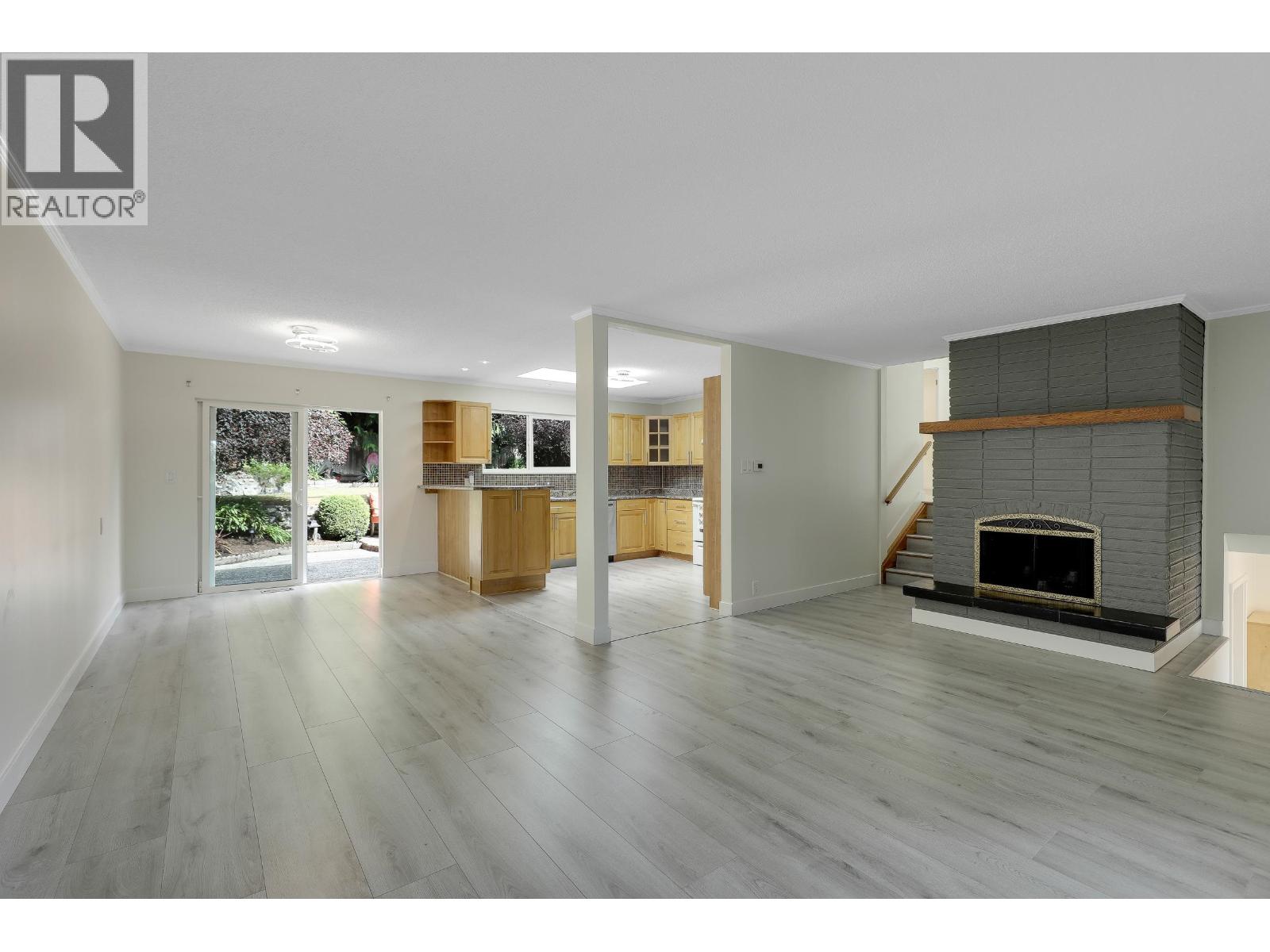 732 E 29TH STREET, North Vancouver
