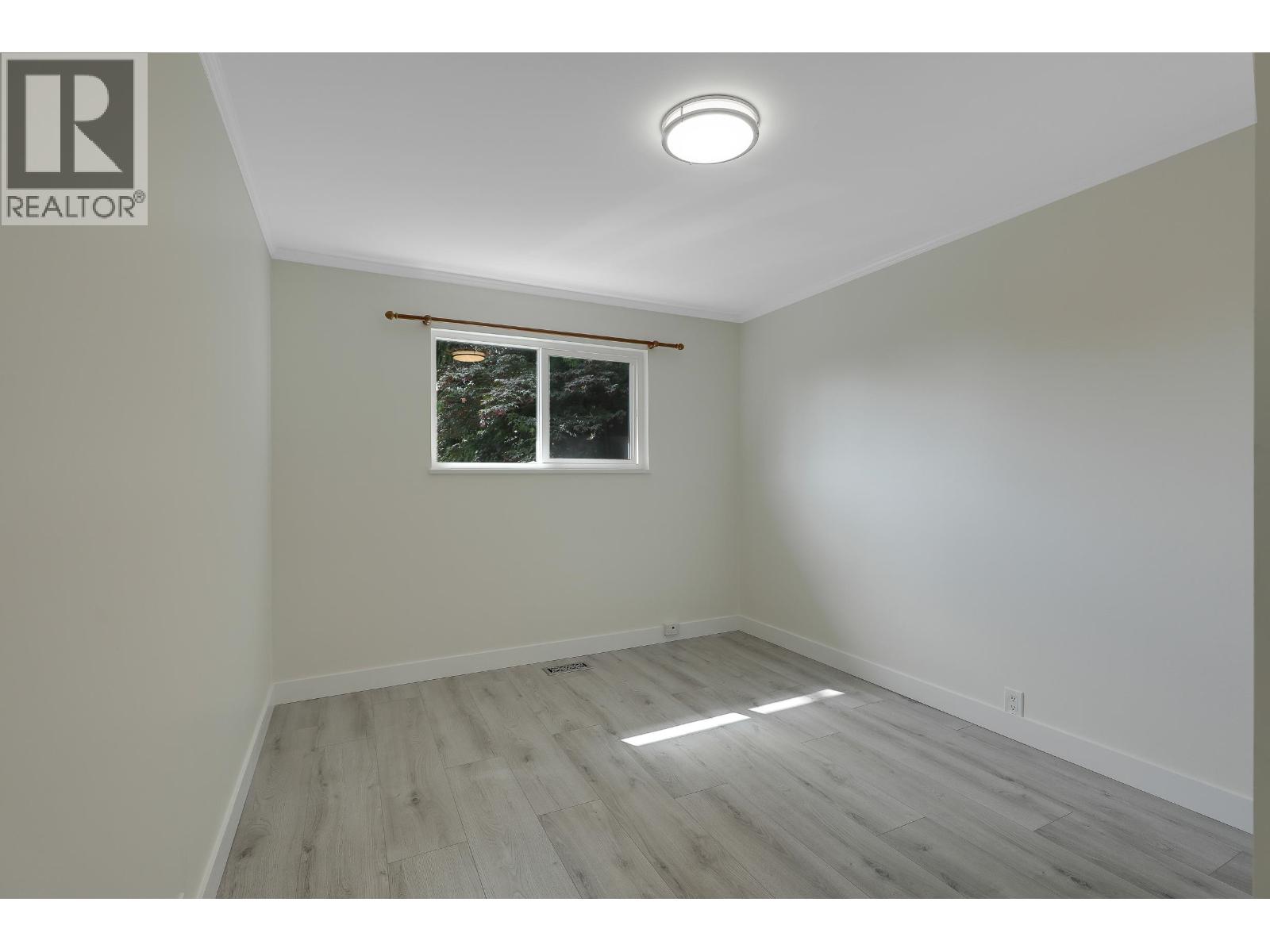 732 E 29TH STREET, North Vancouver