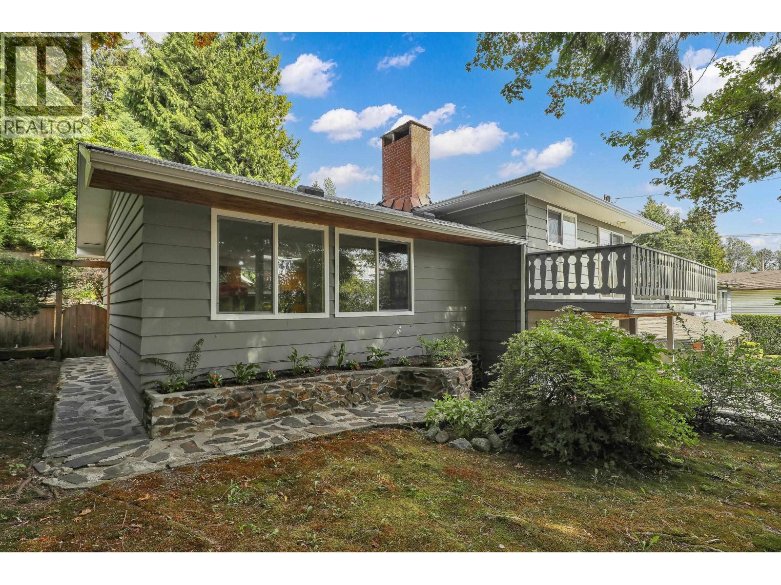 732 E 29TH STREET, North Vancouver