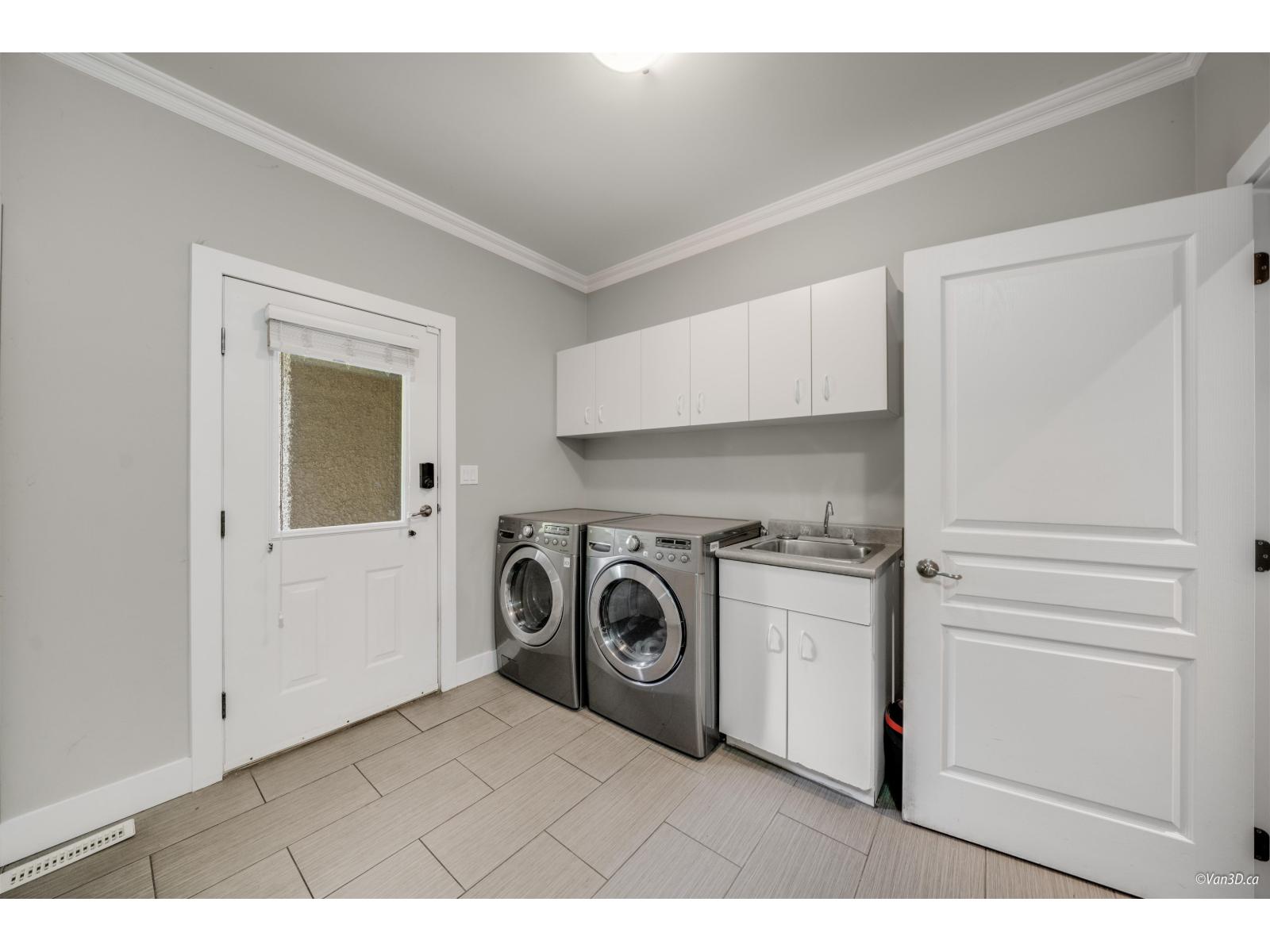 15828 SOMERSET PLACE, Surrey