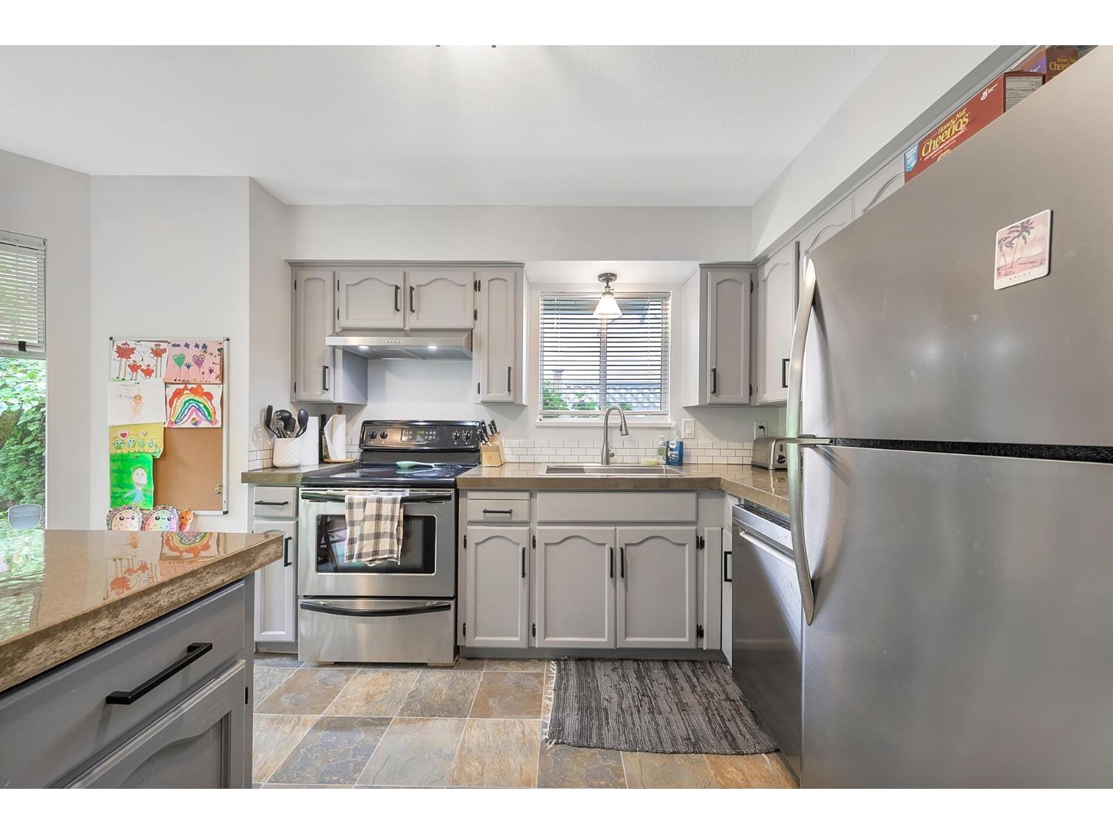 9286 212 STREET, Langley