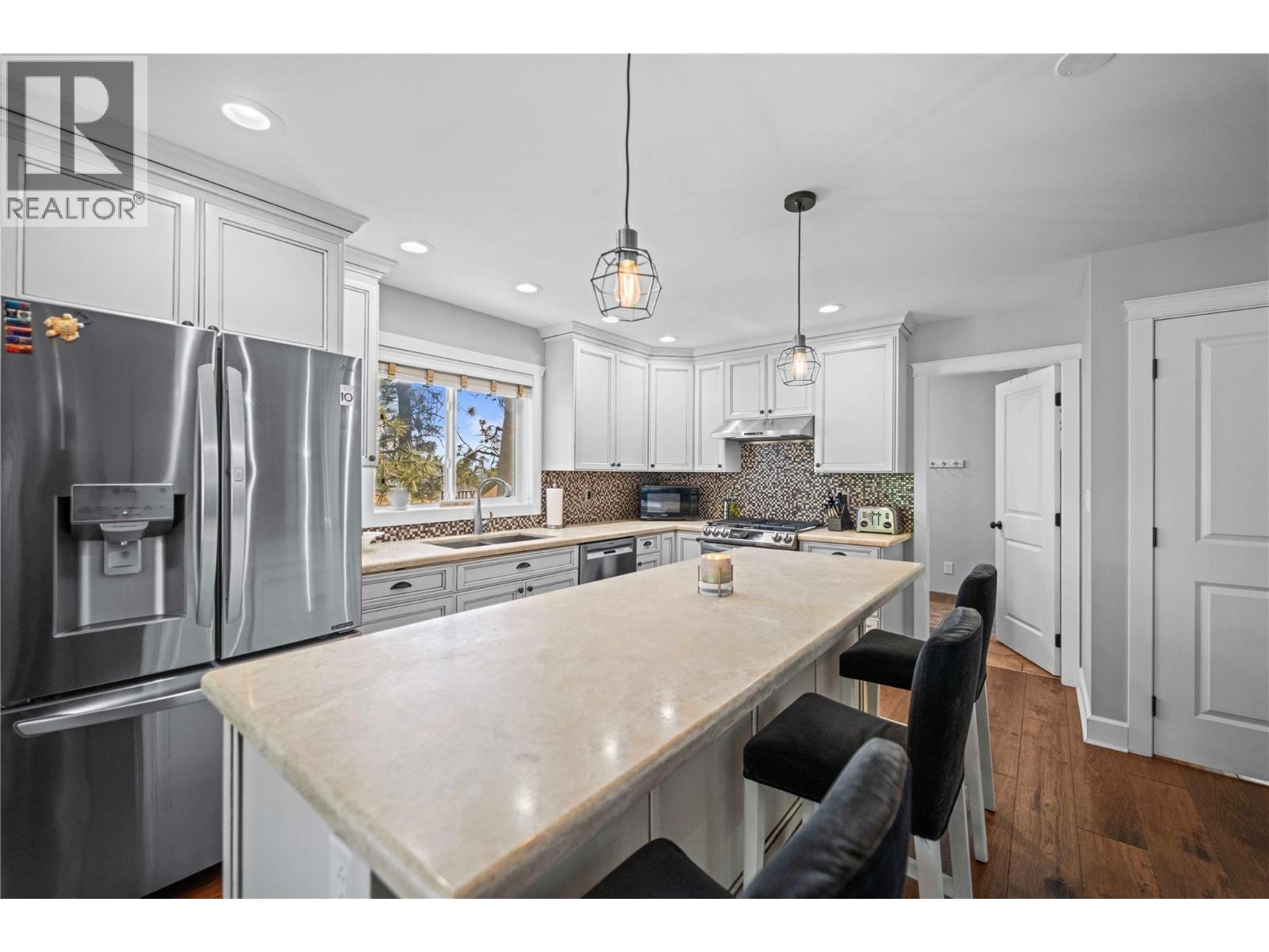 1548 ASSINIBOINE Road, Kamloops