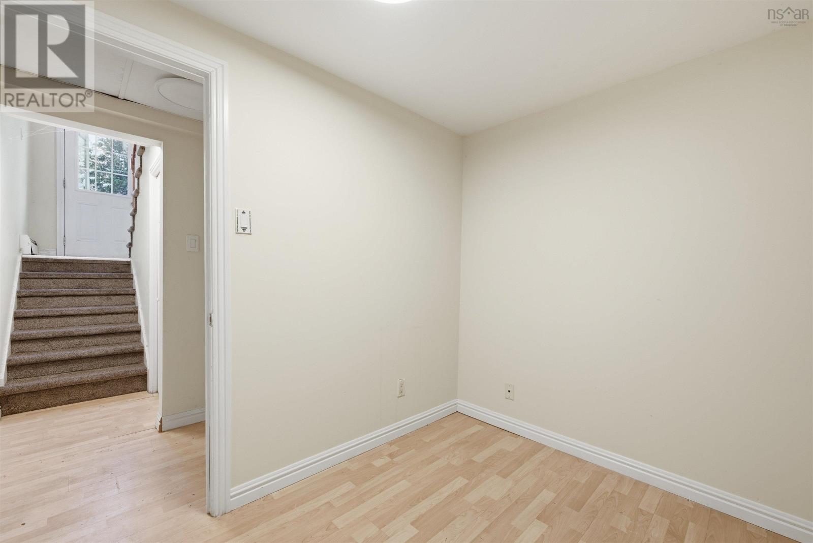 Property 46 of 46 of 64 Meadowbrook Drive