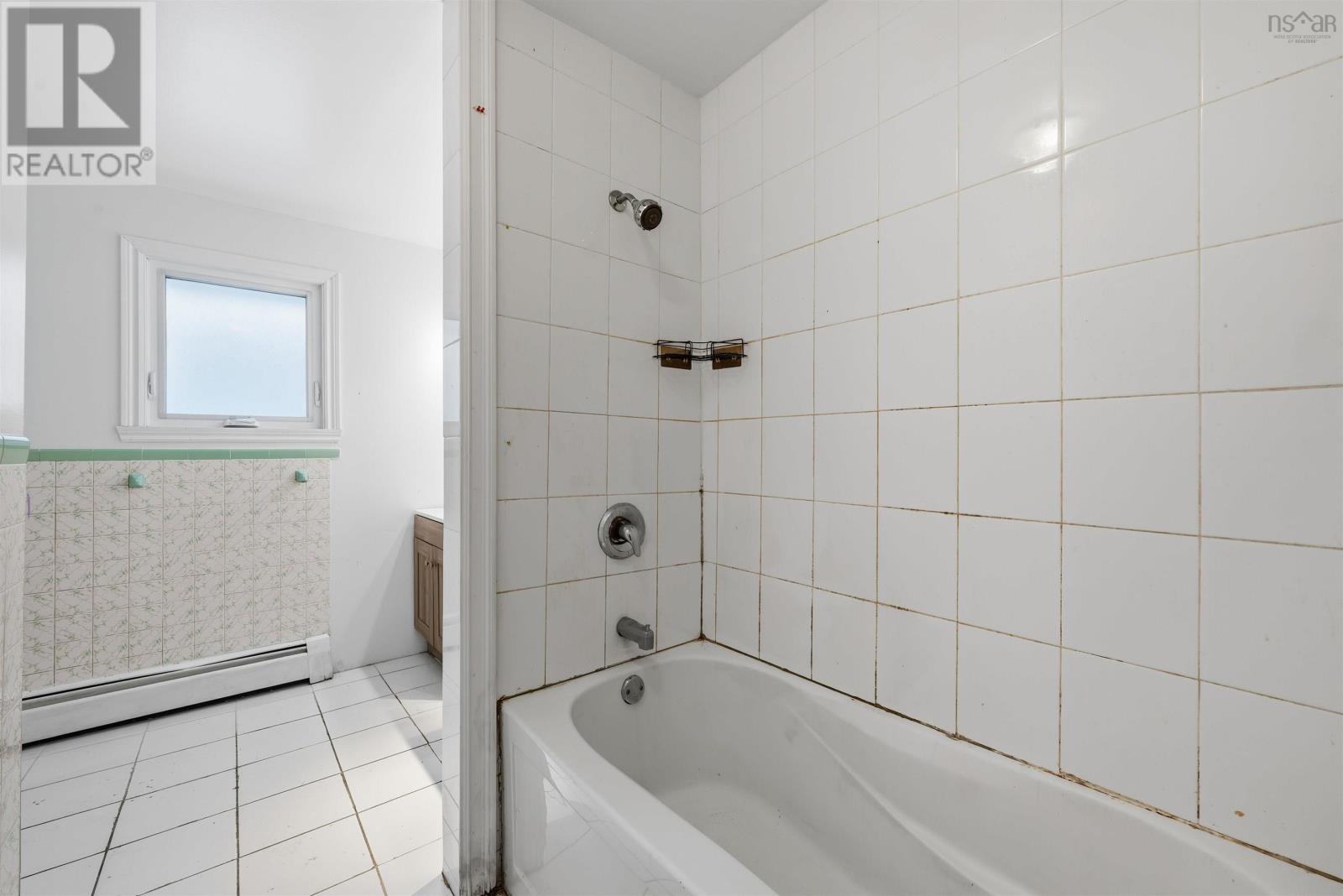 Property 28 of 46 of 64 Meadowbrook Drive