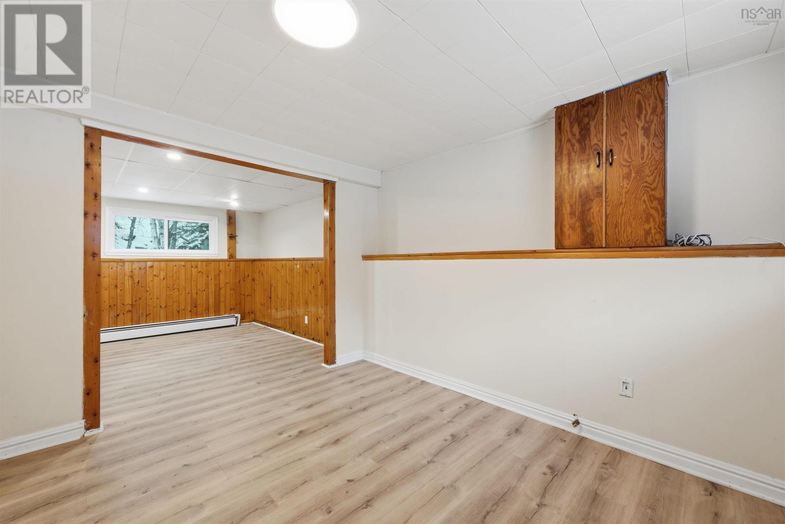 Property 21 of 46 of 64 Meadowbrook Drive