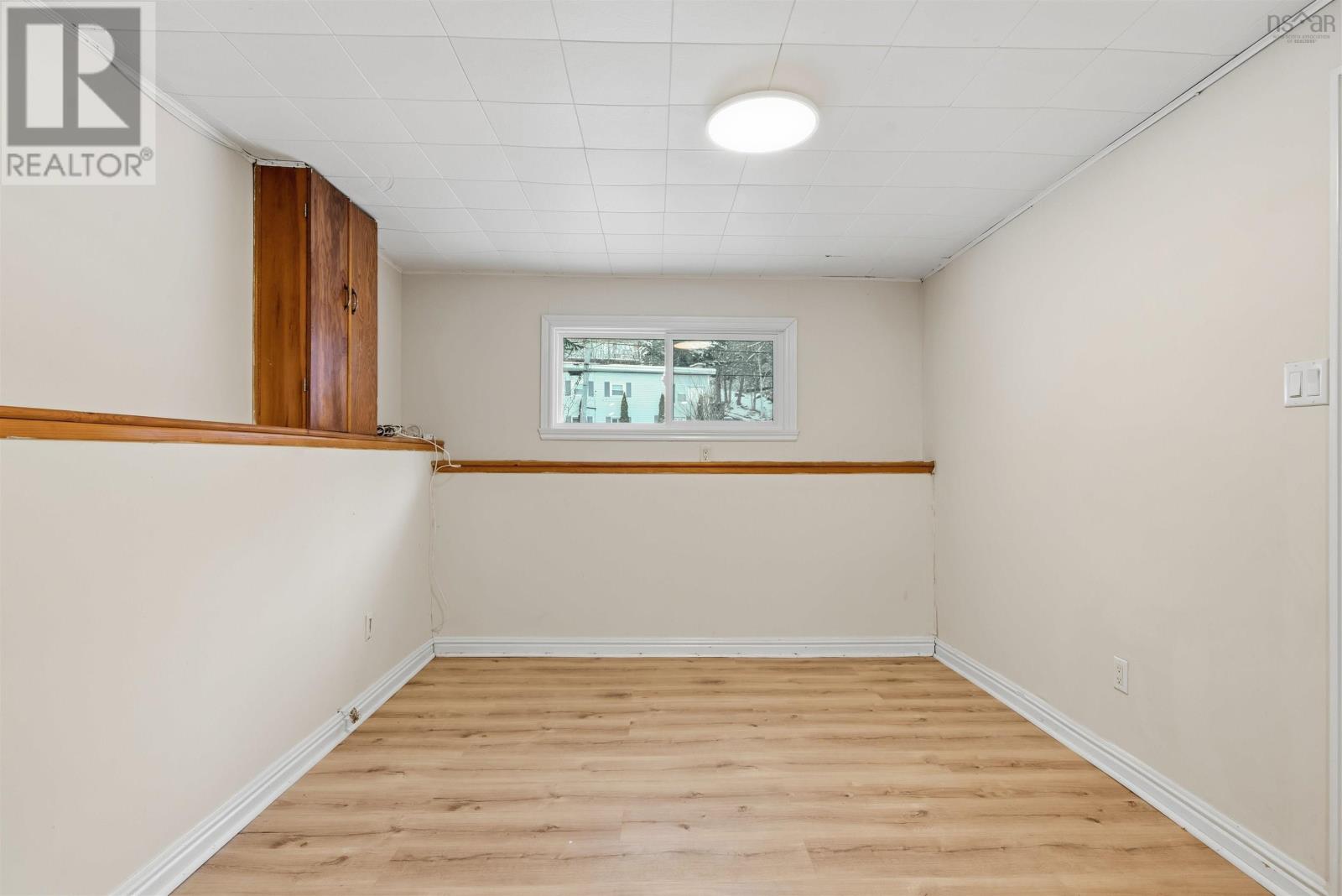 Property 41 of 46 of 64 Meadowbrook Drive