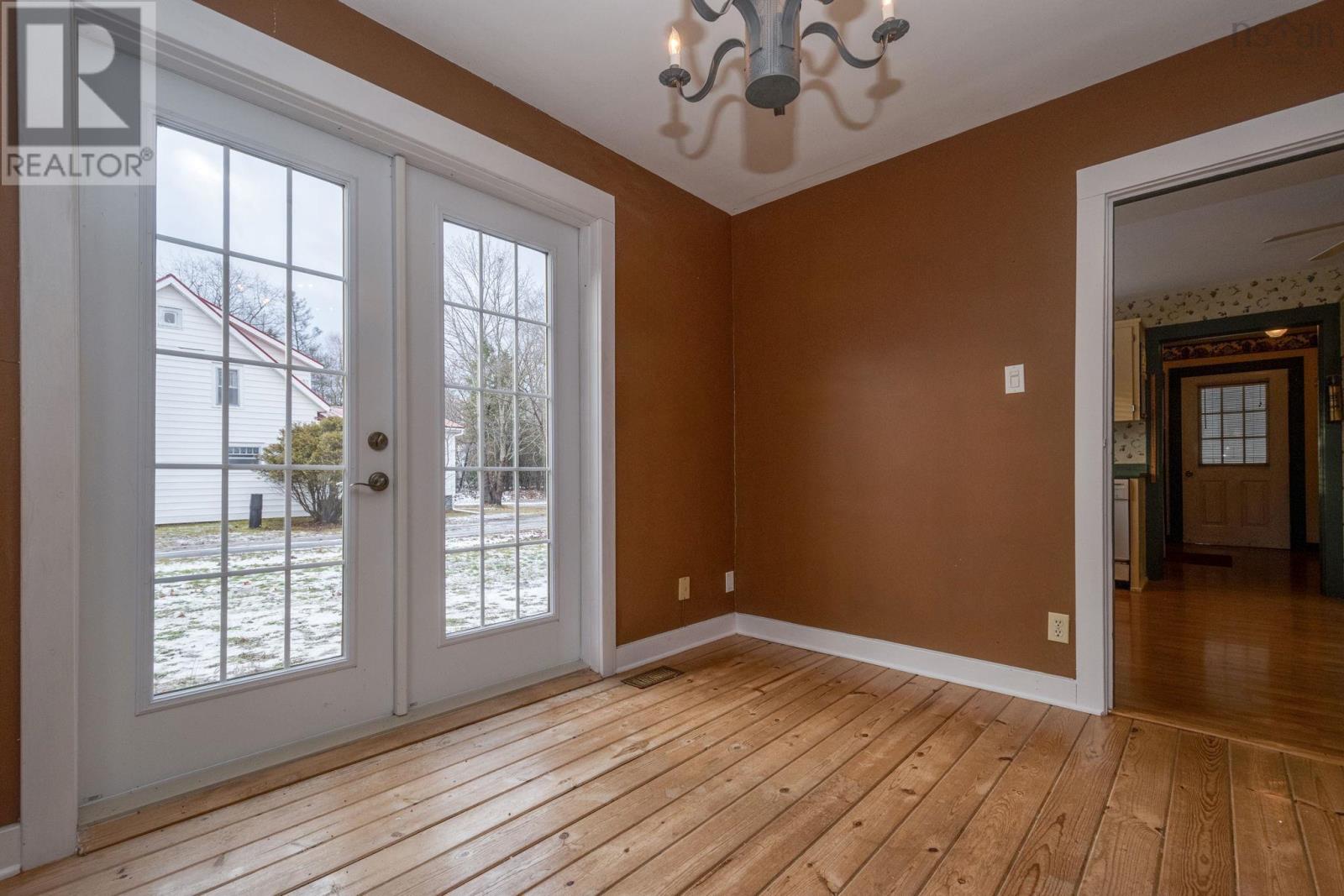 Property 10 of 47 of 9499 Highway 10