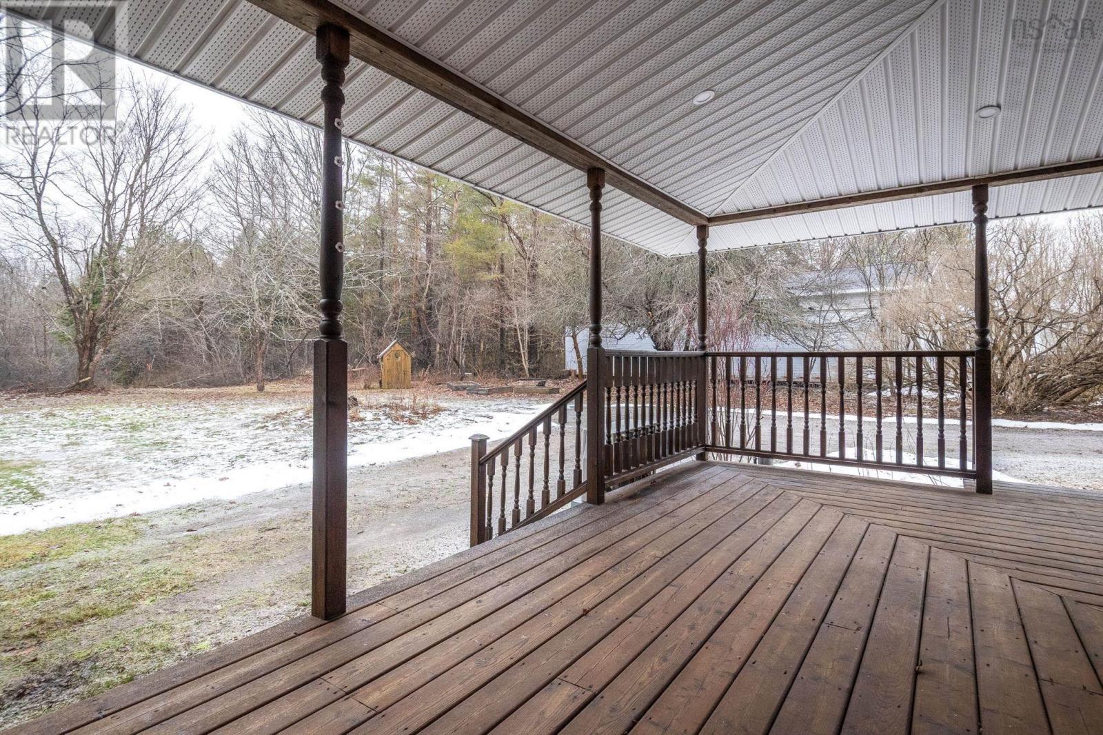 Property 16 of 47 of 9499 Highway 10