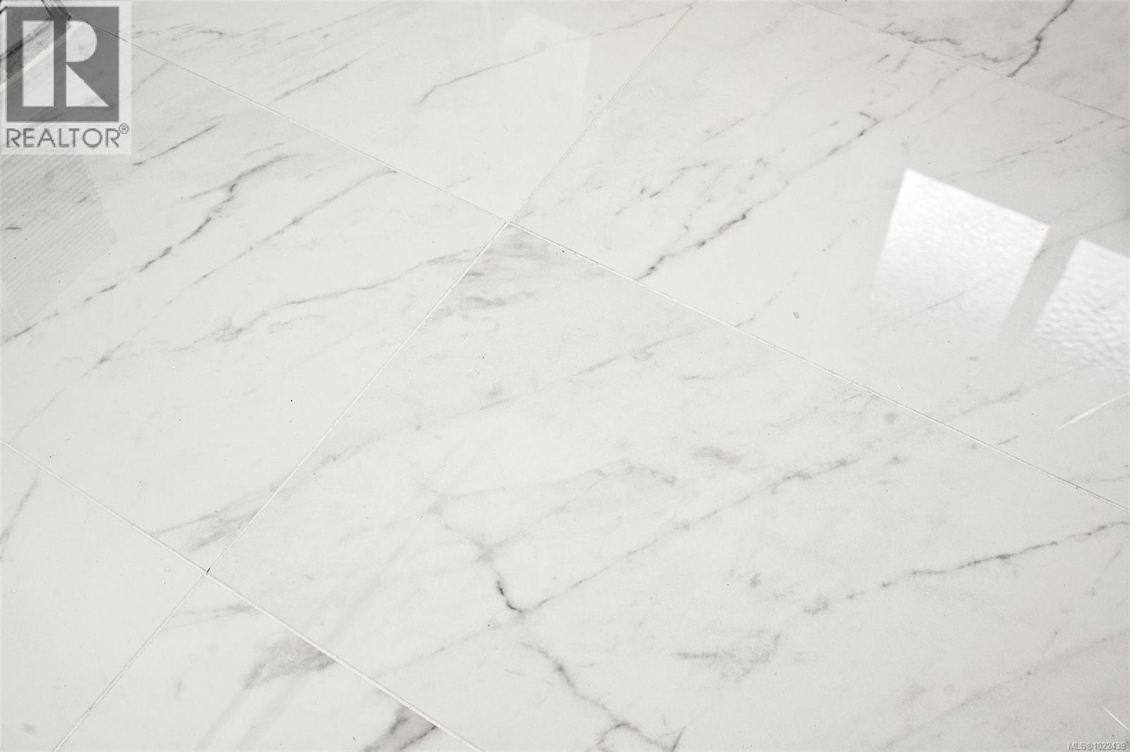 3020 3022 Donald St, Saanich