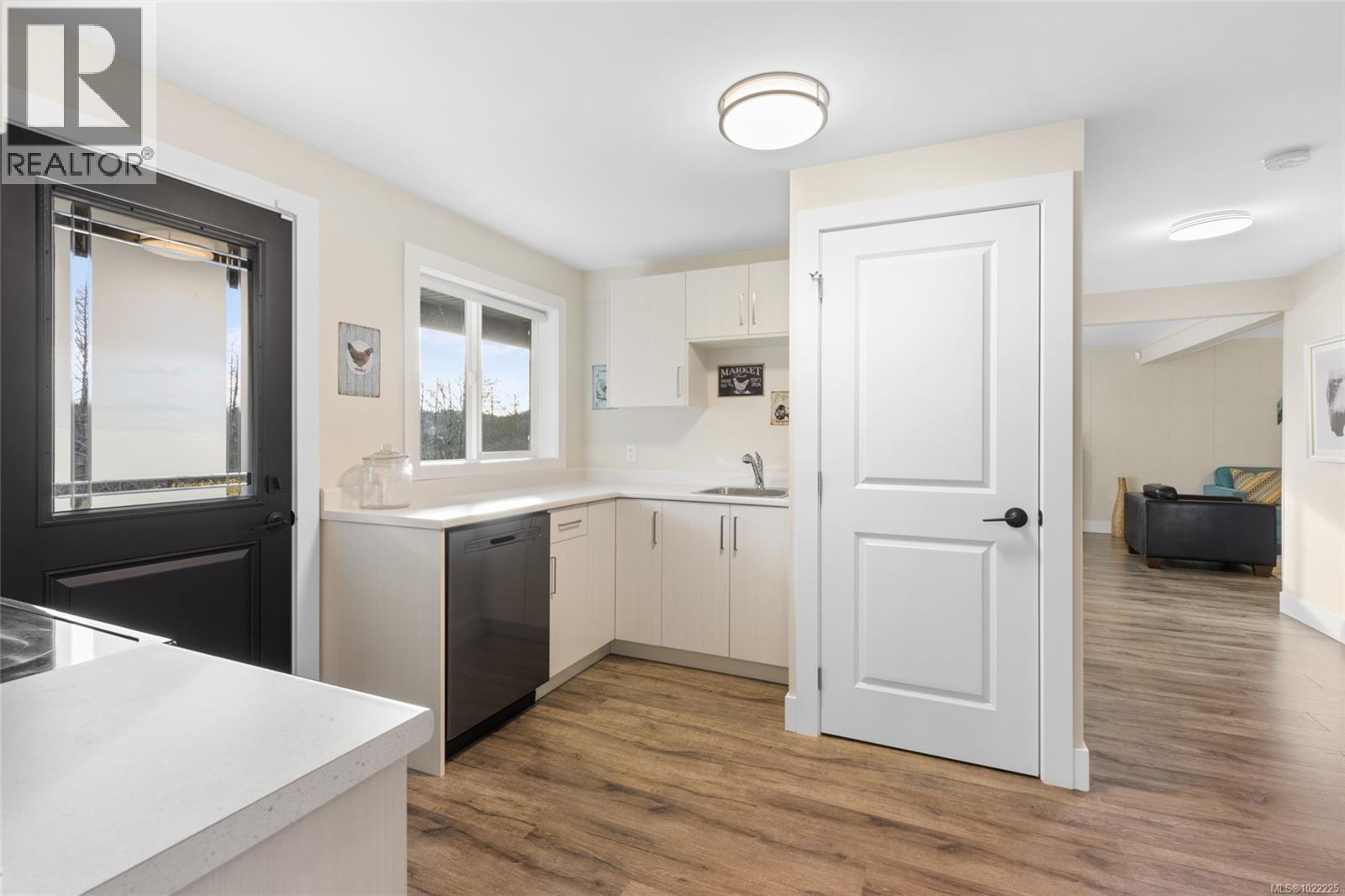  4090 Otter Point Road, Sooke