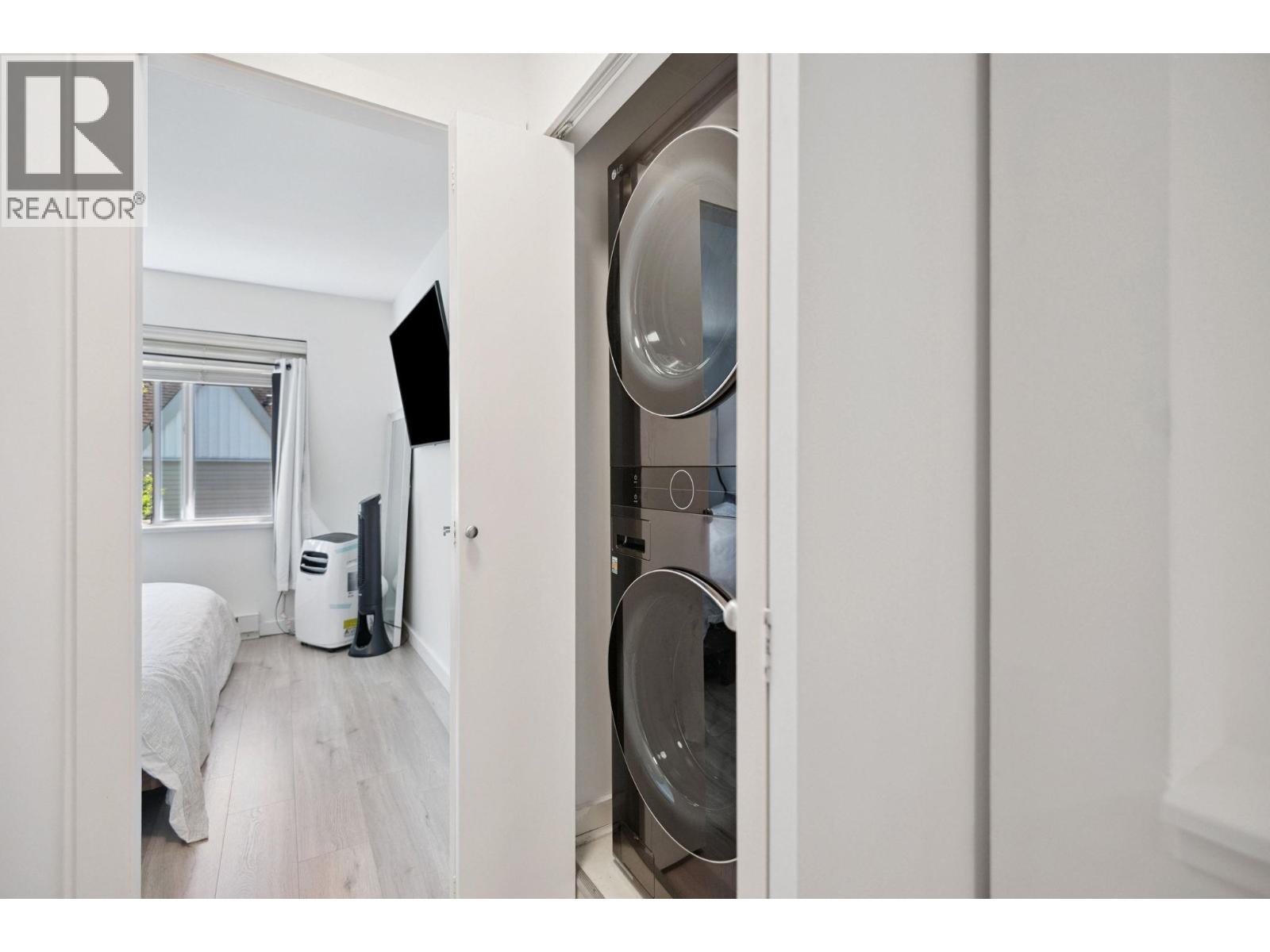 6689 PRENTER STREET, Burnaby