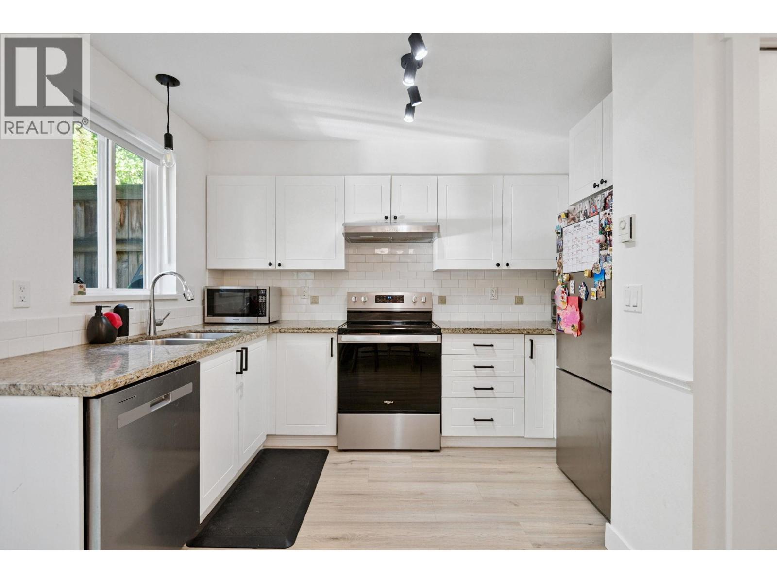 6689 PRENTER STREET, Burnaby