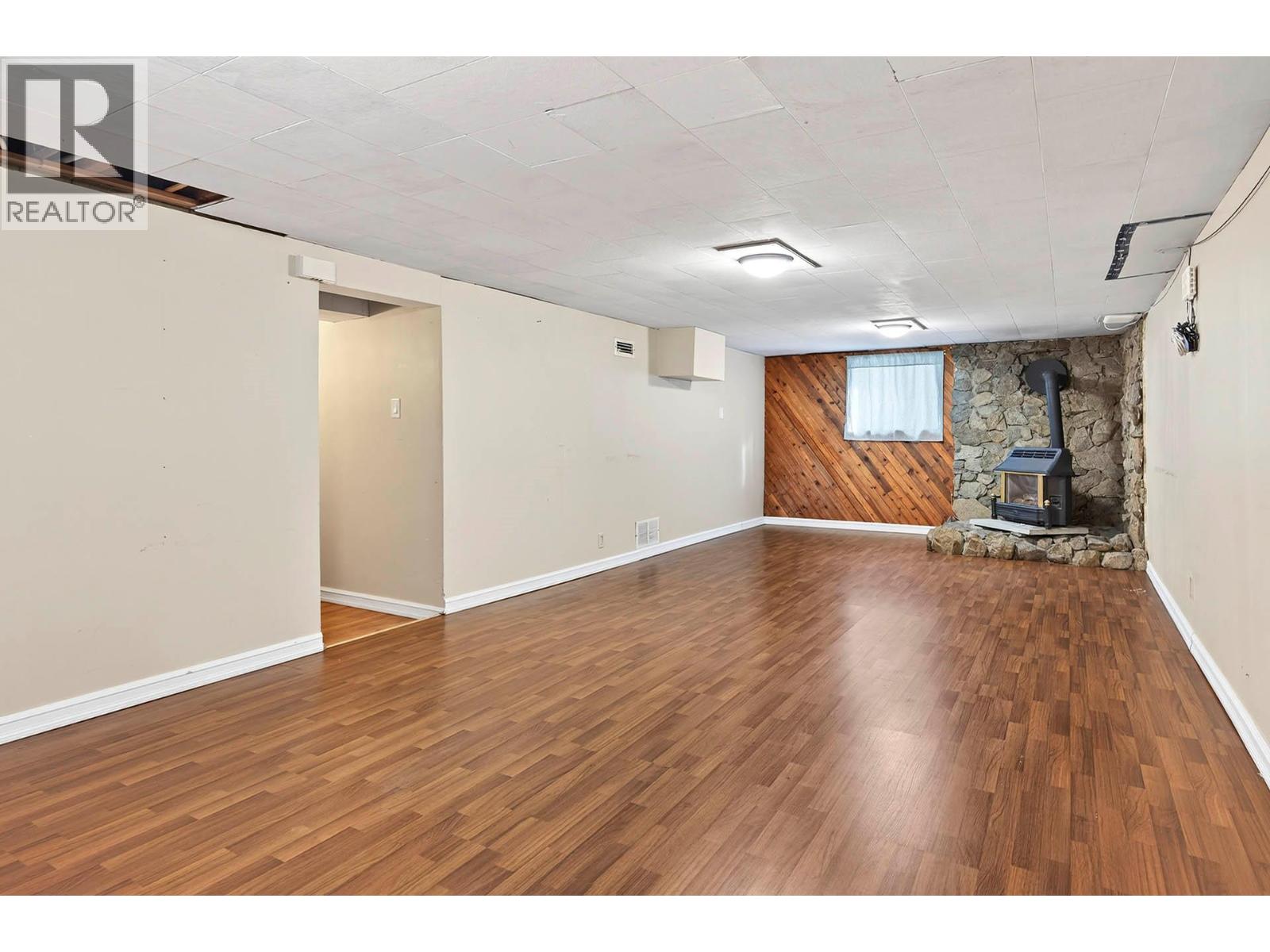 936 NICOLA STREET - 30