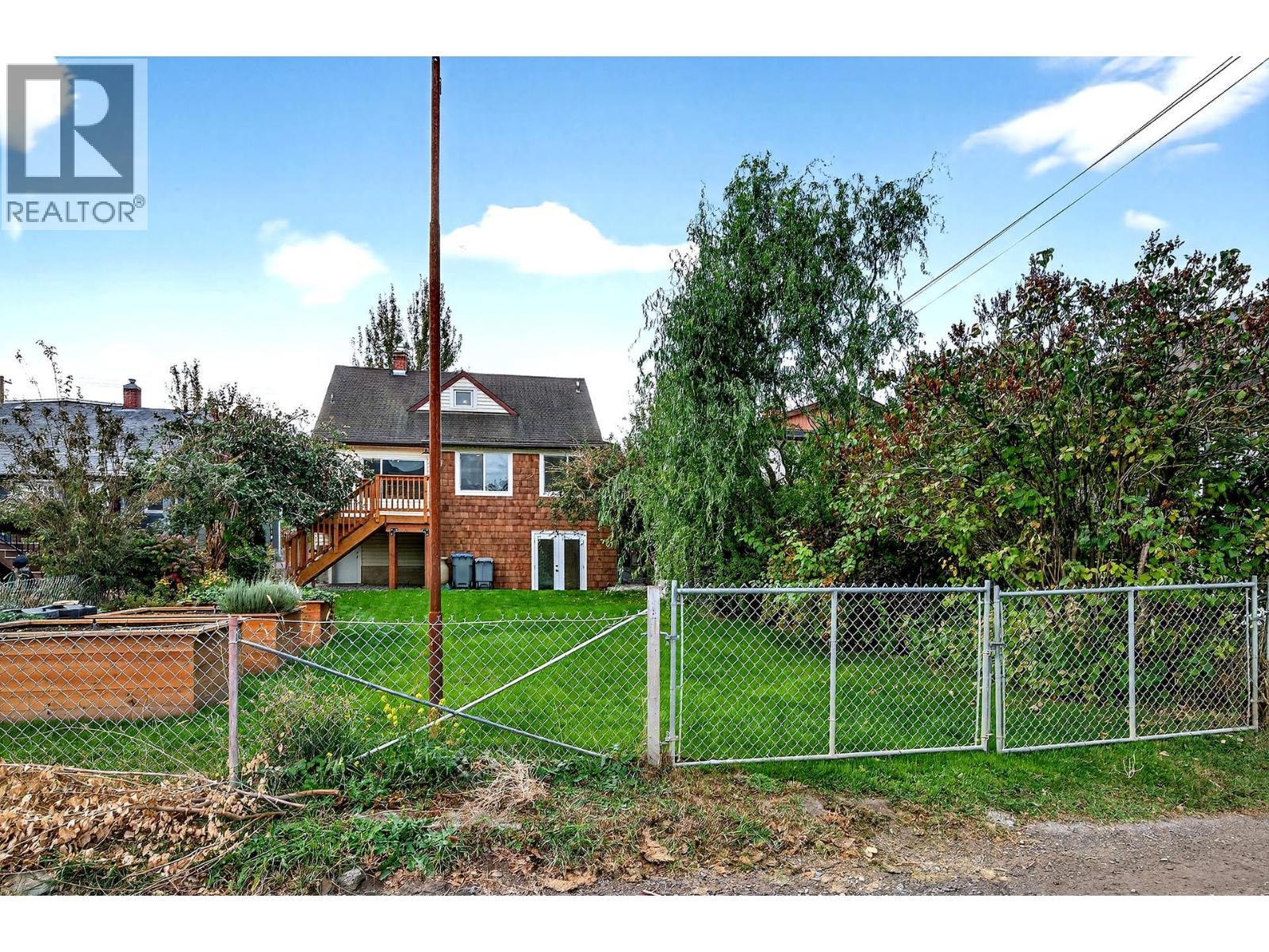 936 NICOLA STREET - 44