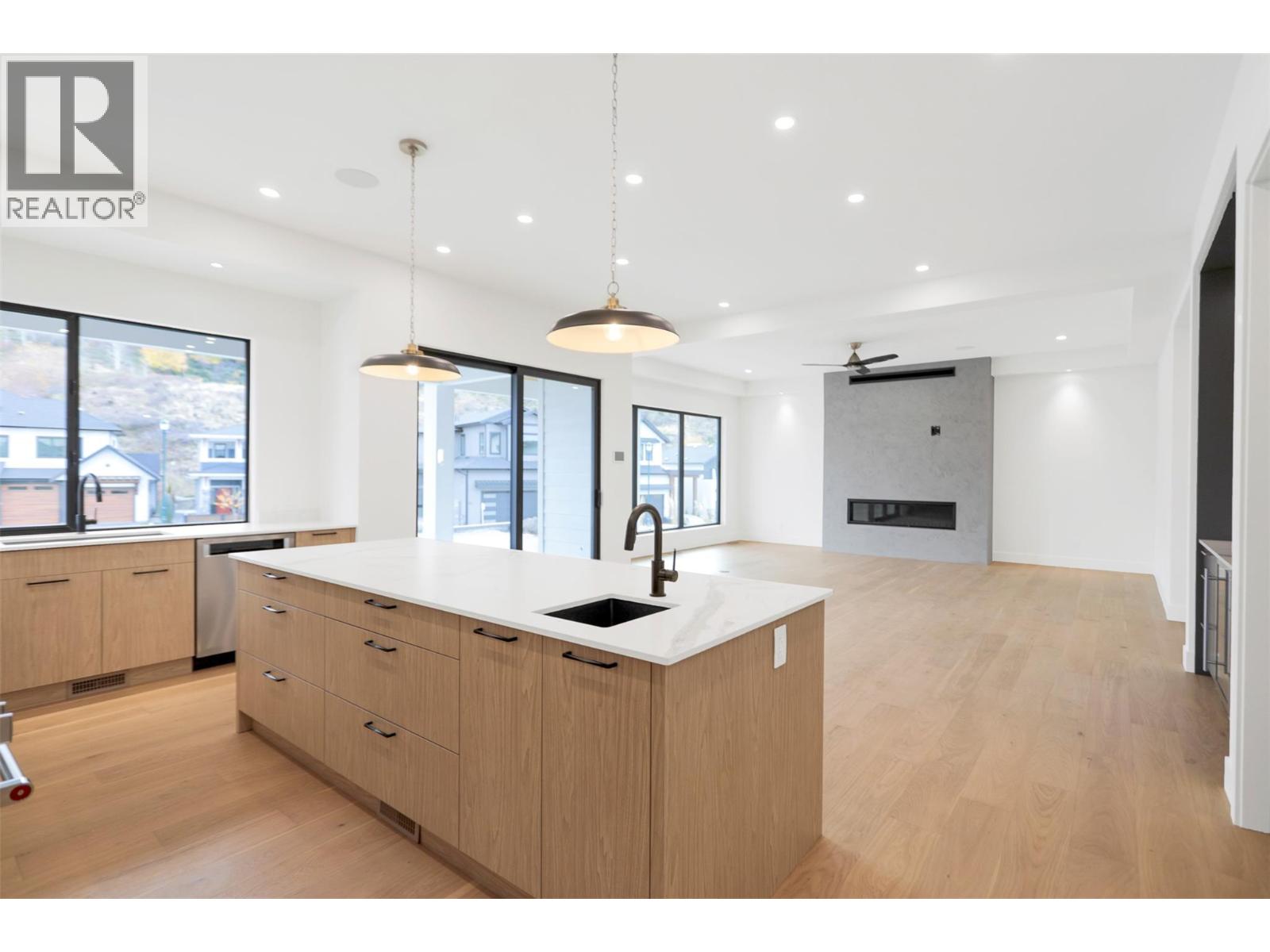  5533 Foothill Court, Kelowna