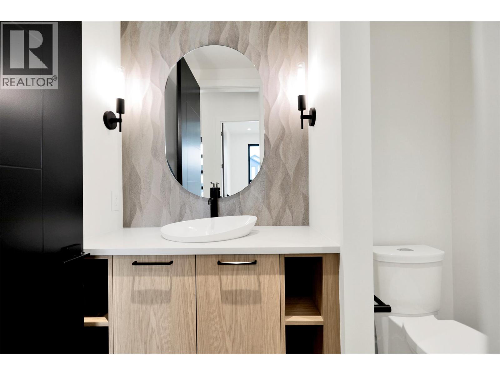  5533 Foothill Court, Kelowna