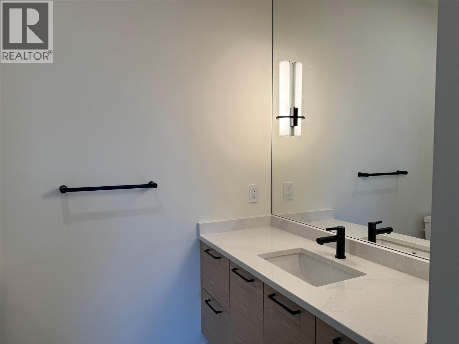  5533 Foothill Court, Kelowna